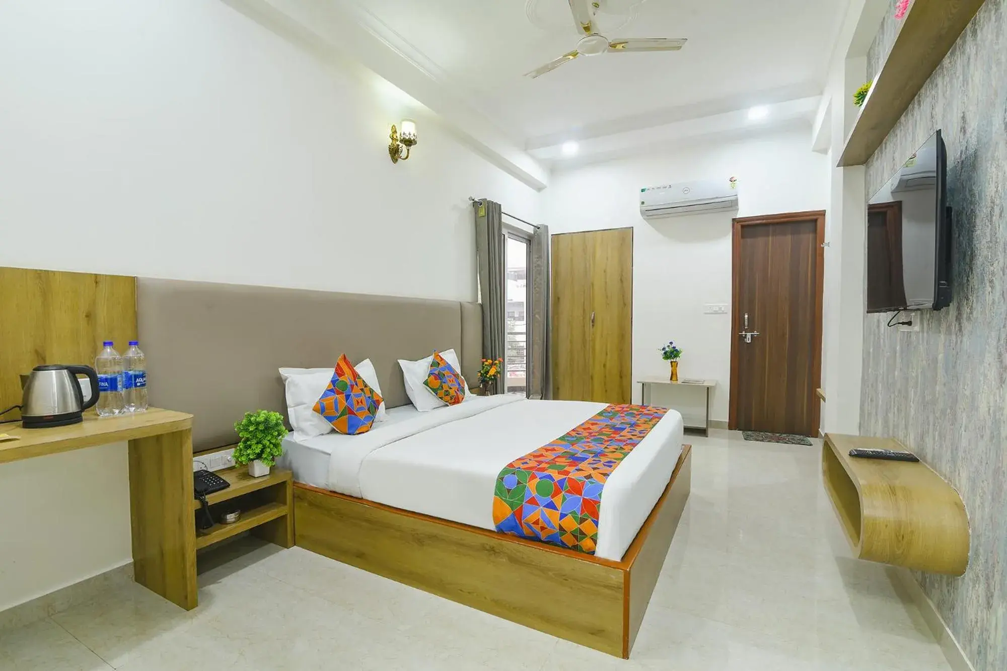 Deluxe Room - single occupancy in FabHotel Jai Palace Comfortable Stay Deluxe Room - single occupancy in FabHotel Jai Palace Comfortable Stay