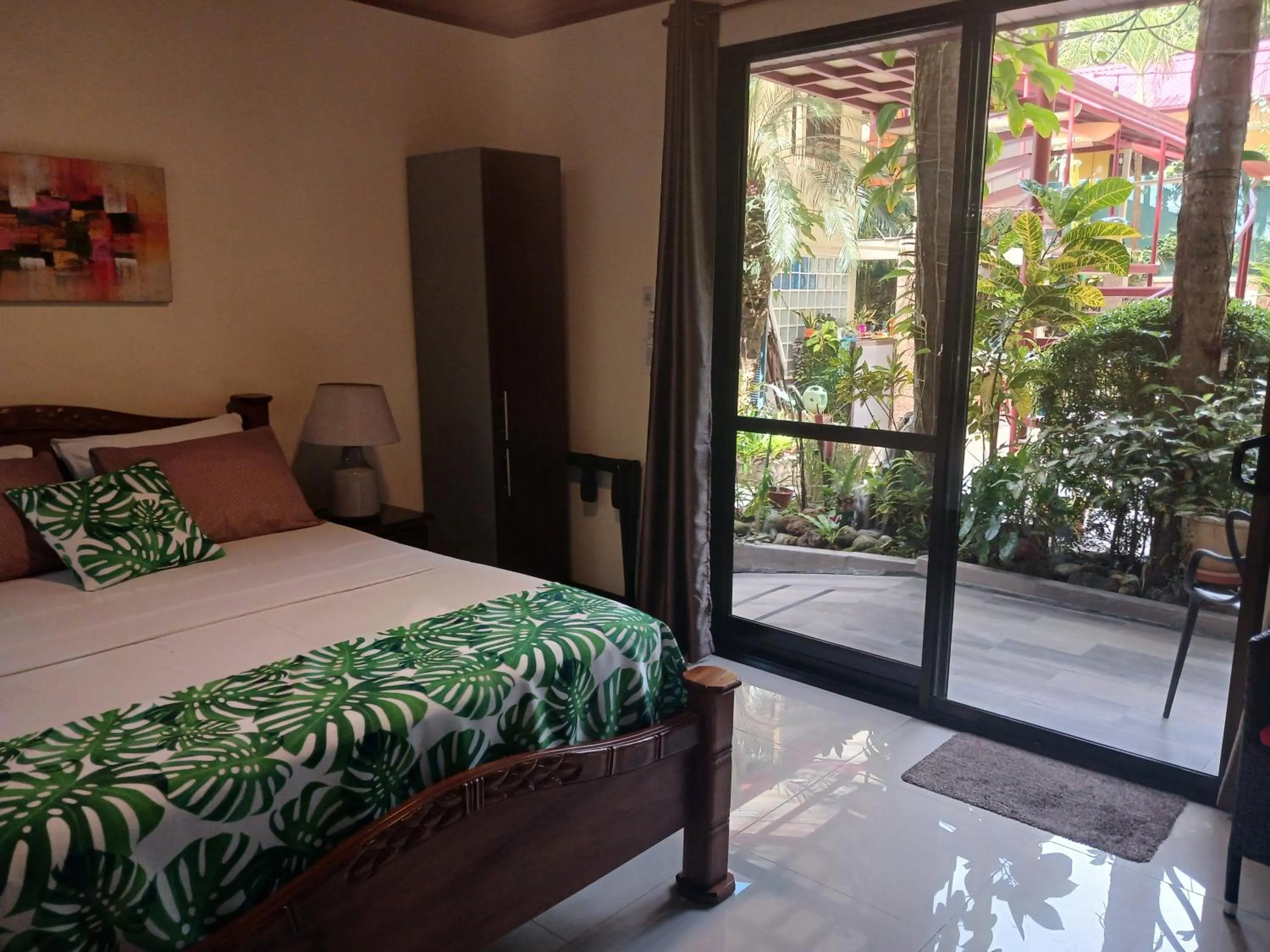 Facade/entrance, Bed in Coyaba Tropical Elegant Adult Guesthouse