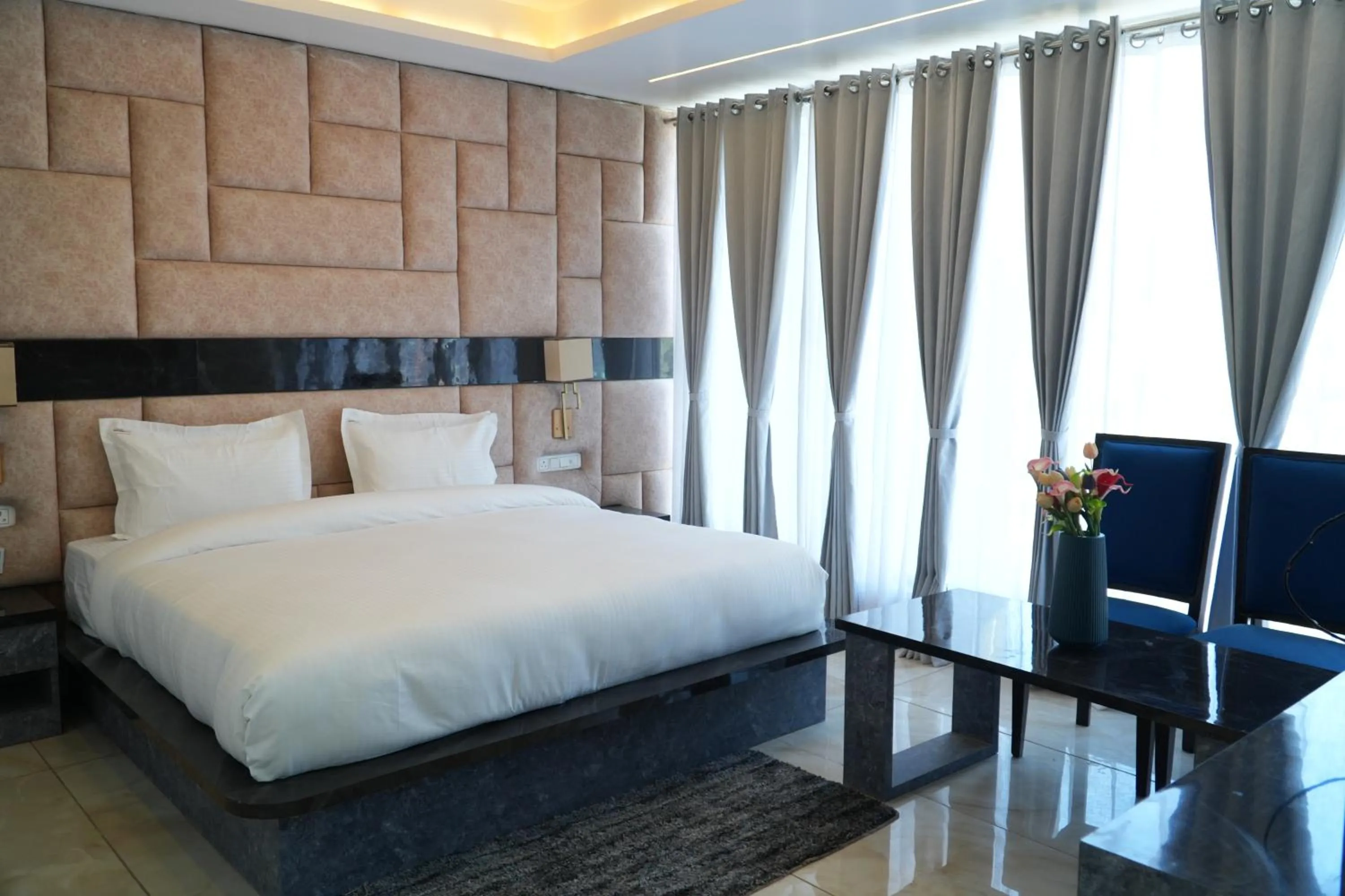 Country Ambience Hotel By Jags City Mall