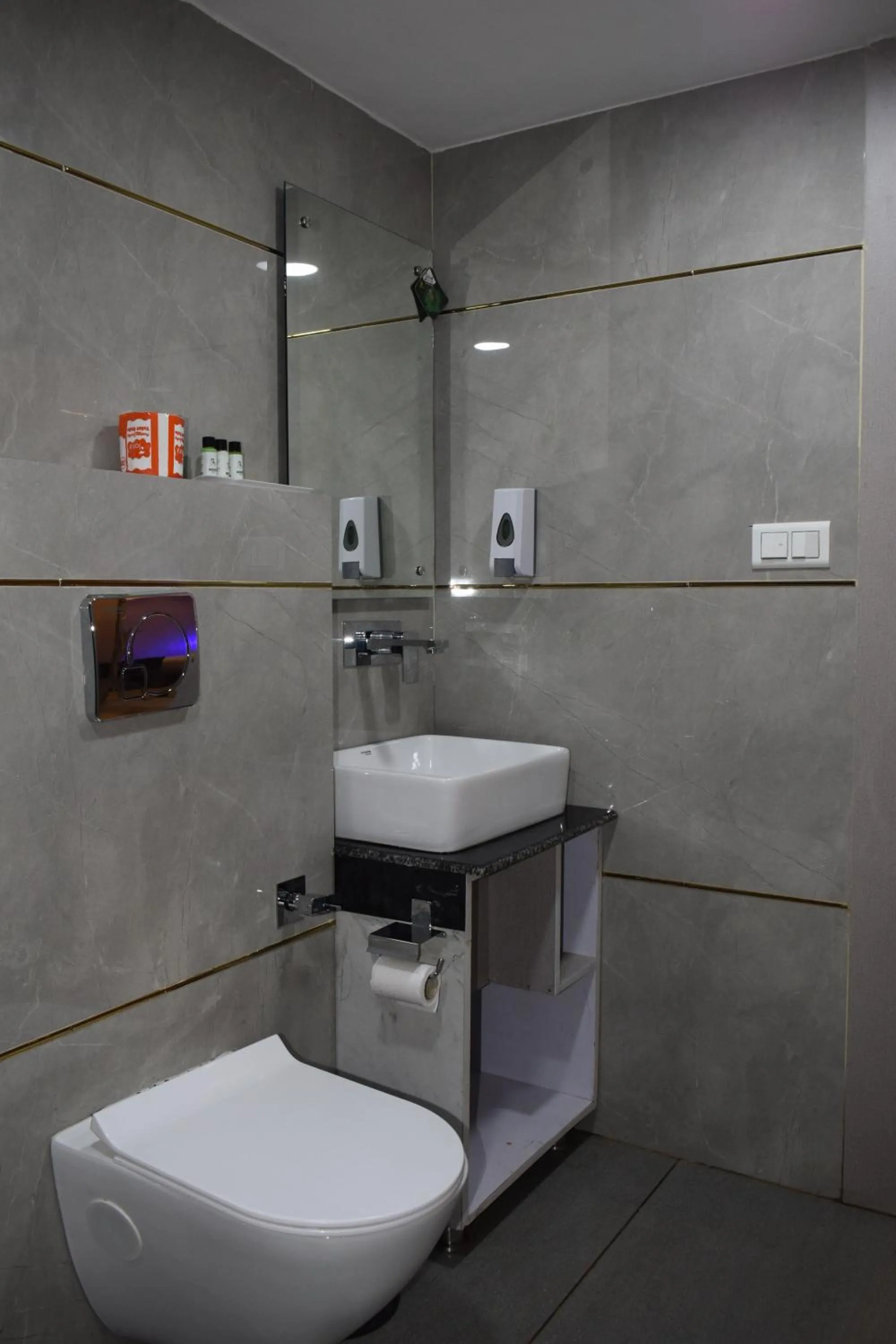 Bathroom in Country Ambience Hotel By Jags City Mall