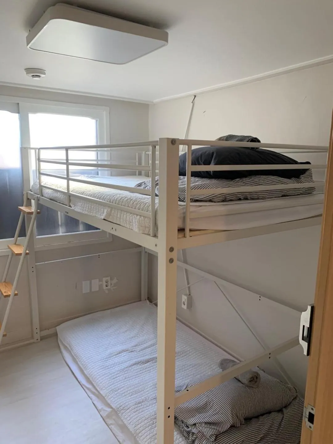 Bed in High Street Guest House