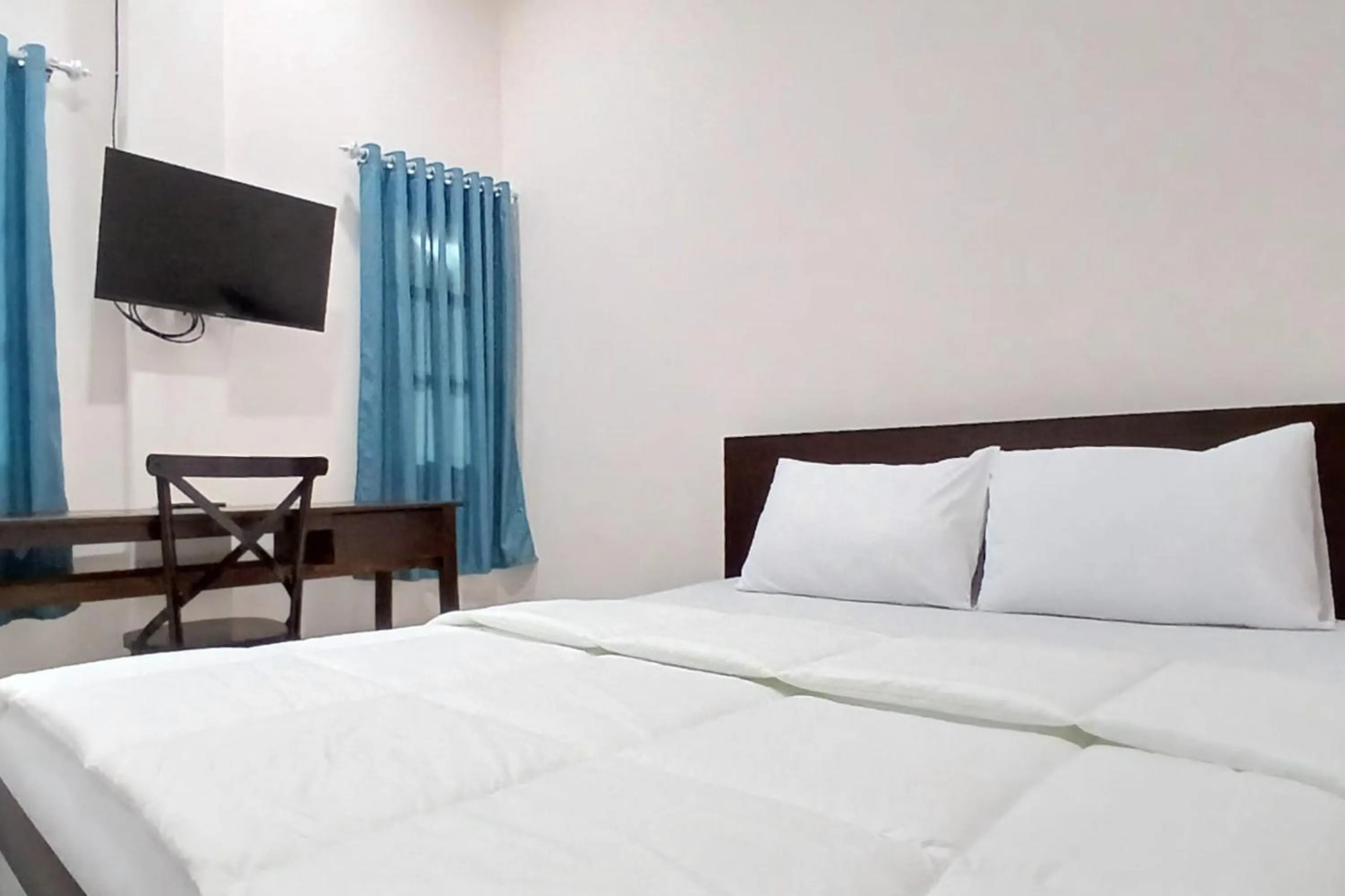 Bedroom, Bed in Priyanka Guesthouse Syariah Maguwo Mitra RedDoorz