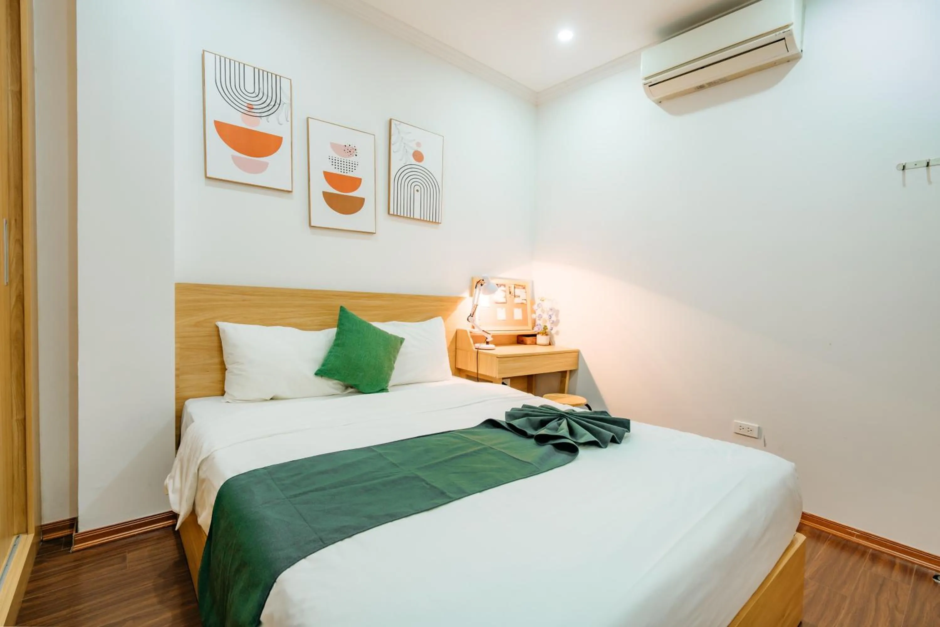 The Setai Apartments Linh Lang by XÔI Residences