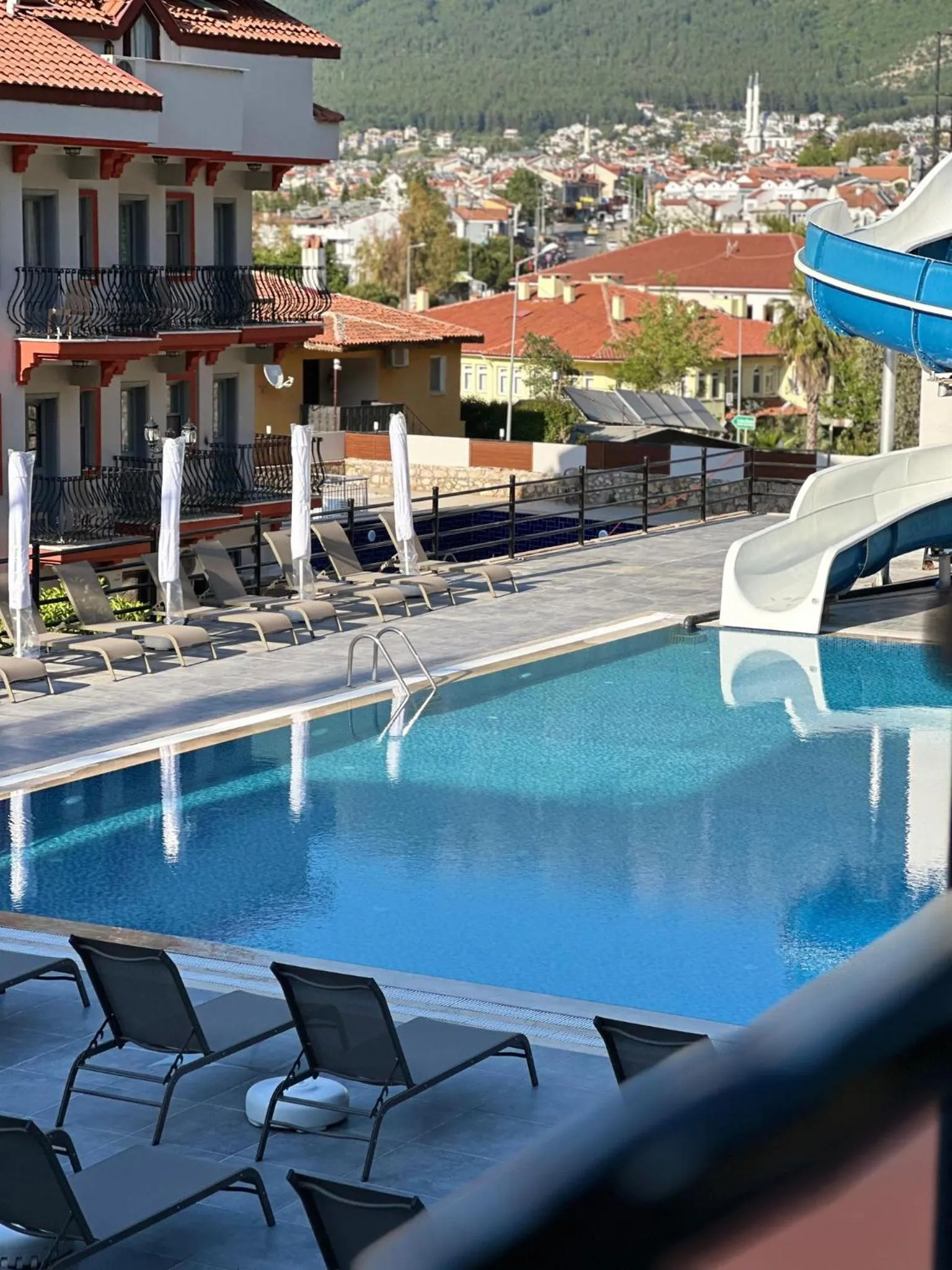 Property building in Casa De Levıssı Ölüdeniz