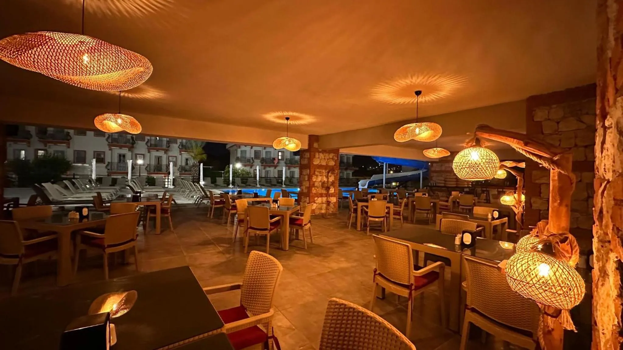 Property building in Casa De Levıssı Ölüdeniz