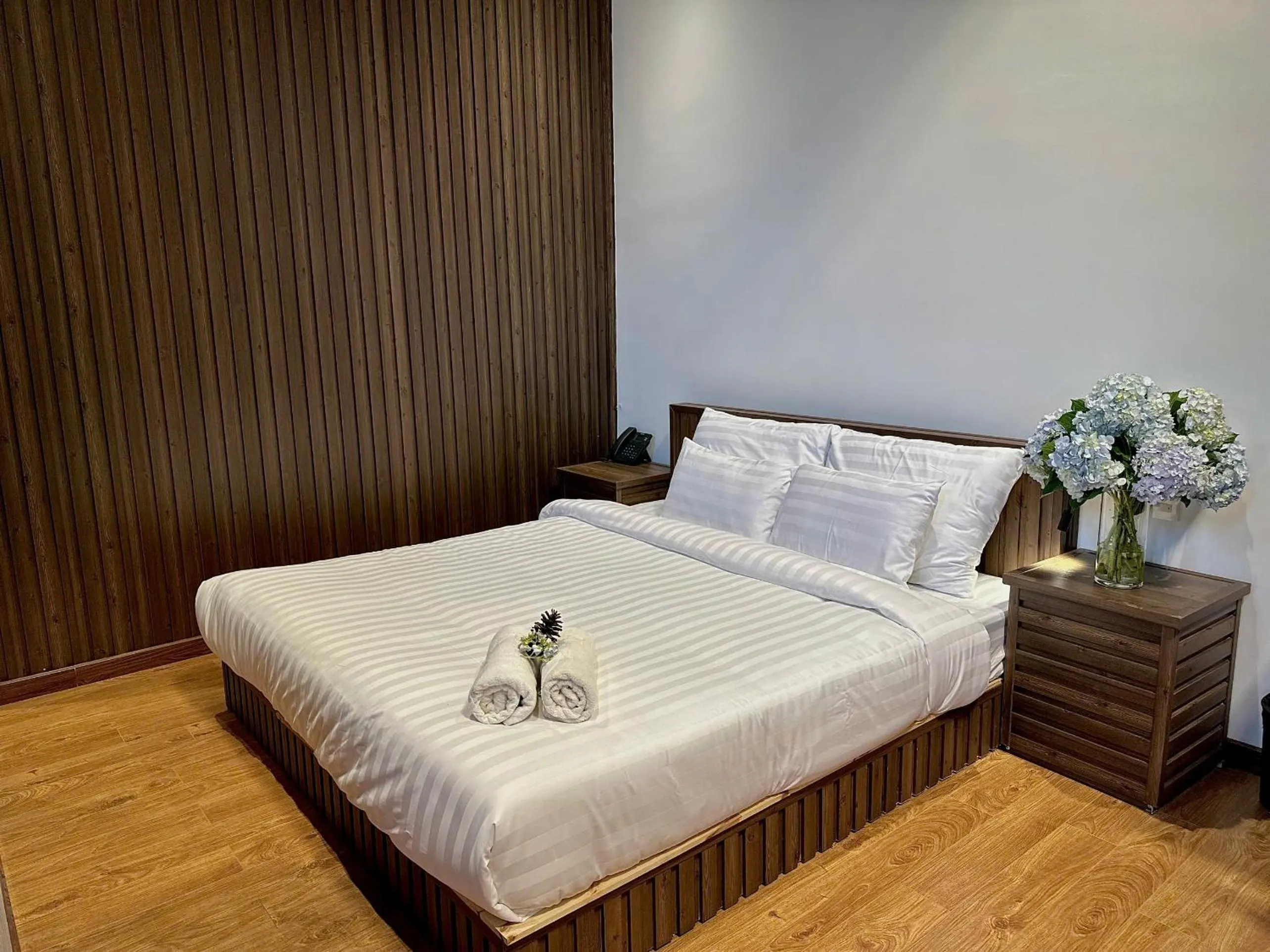 Bed in Moc Nha Minh Hotel Da Lat