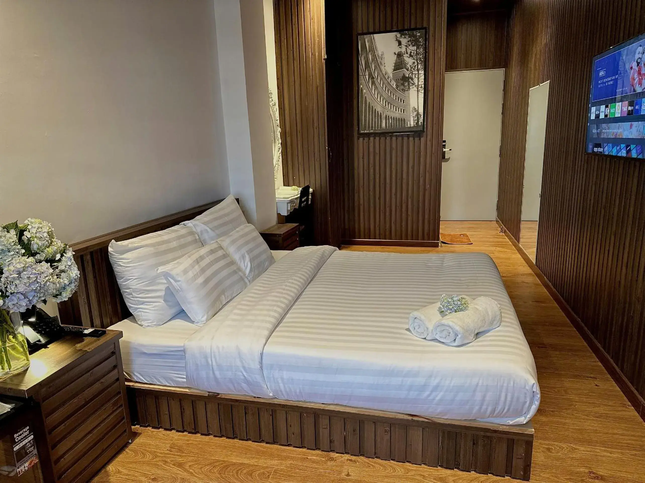 Deluxe King Room in Ami Hotel Da Lat Deluxe King Room in Ami Hotel Da Lat
