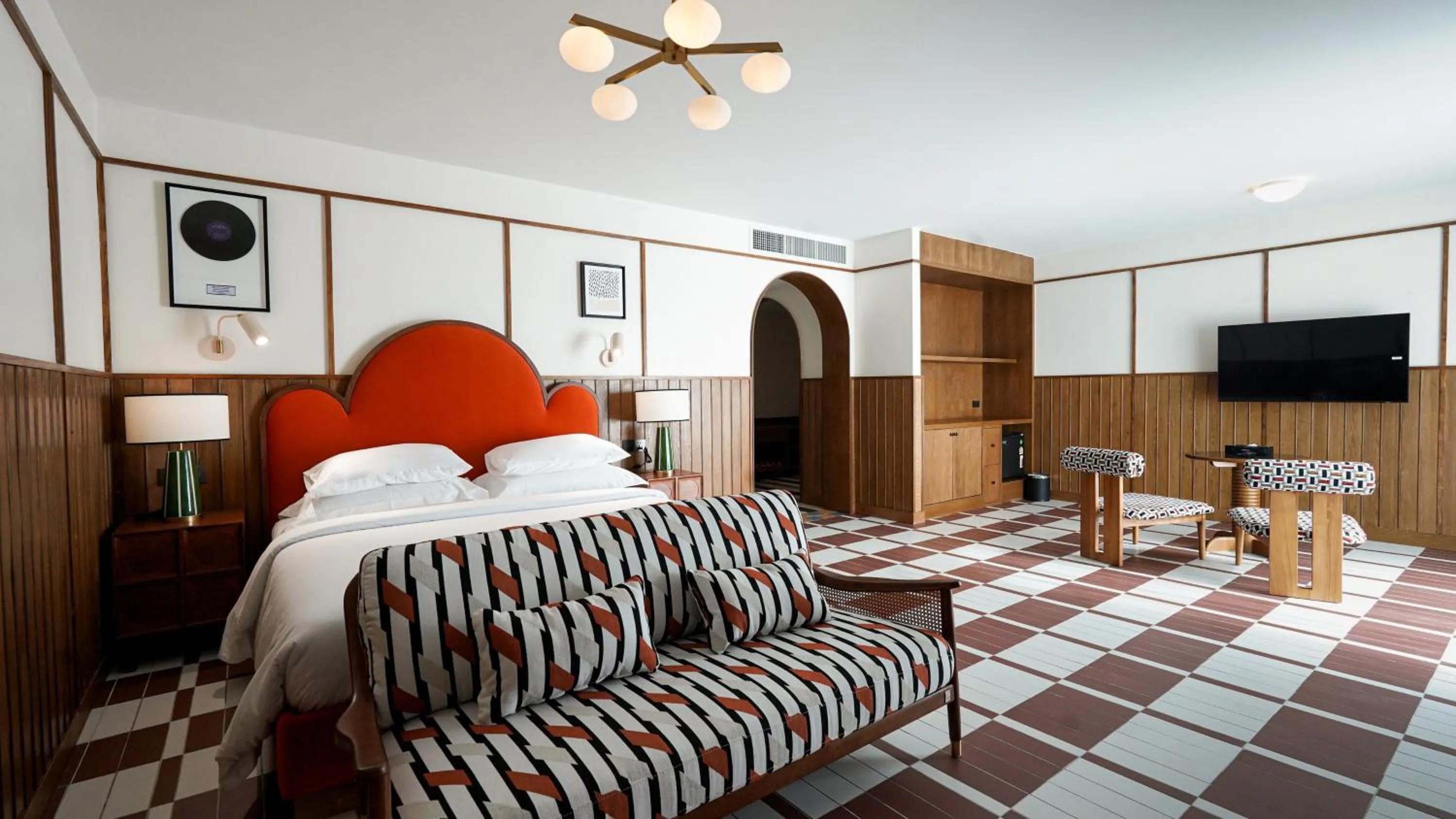 Bed in Sugar Marina Hotel -POP- Kata Beach