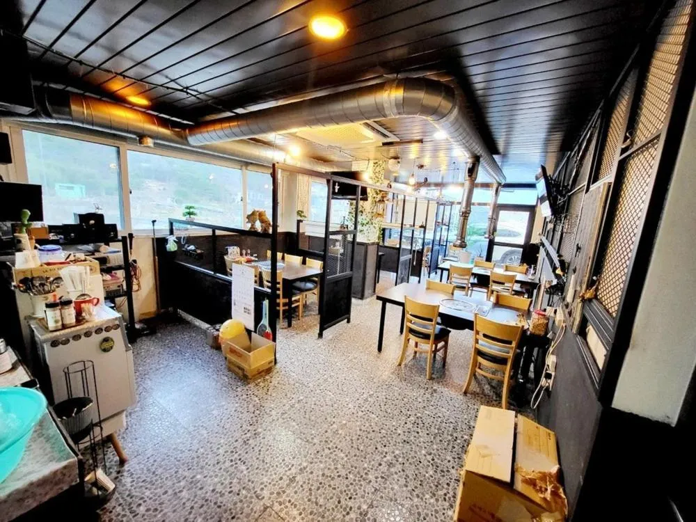 Geoje Harakeke Pension