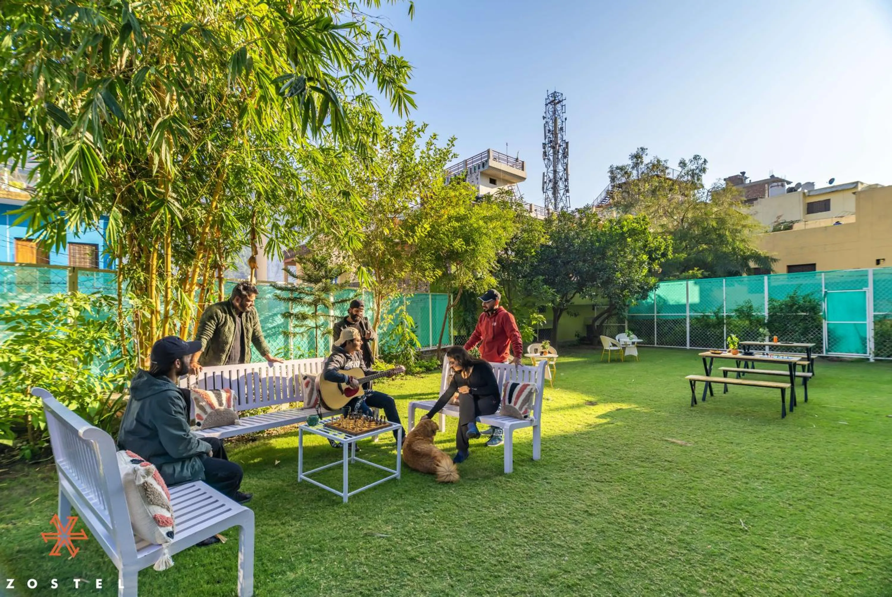 Zostel Rishikesh, Tapovan