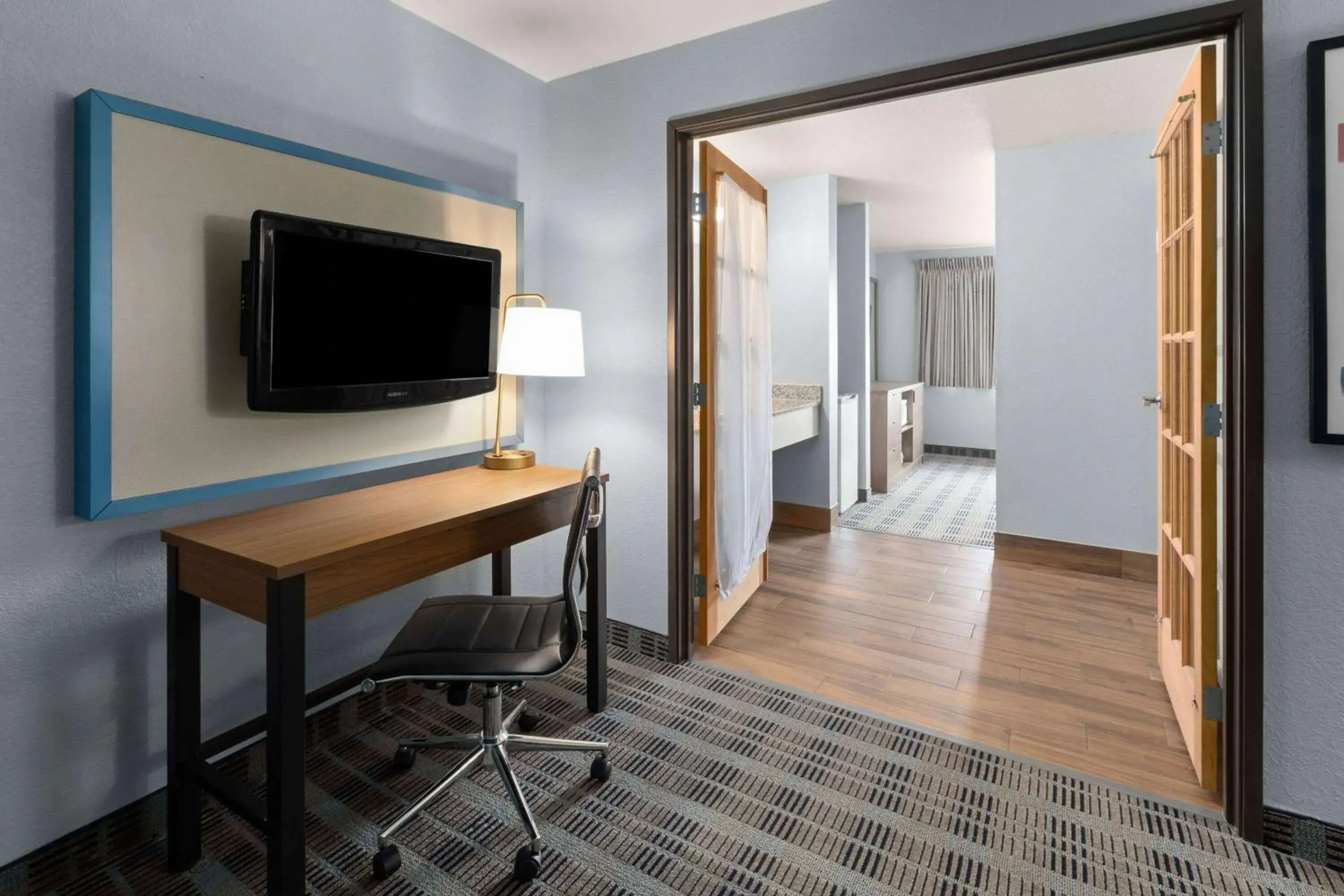 Photo of the whole room, Bed in AmericInn by Wyndham Oscoda Near AuSable River Photo of the whole room, Bed in AmericInn by Wyndham Oscoda Near AuSable River