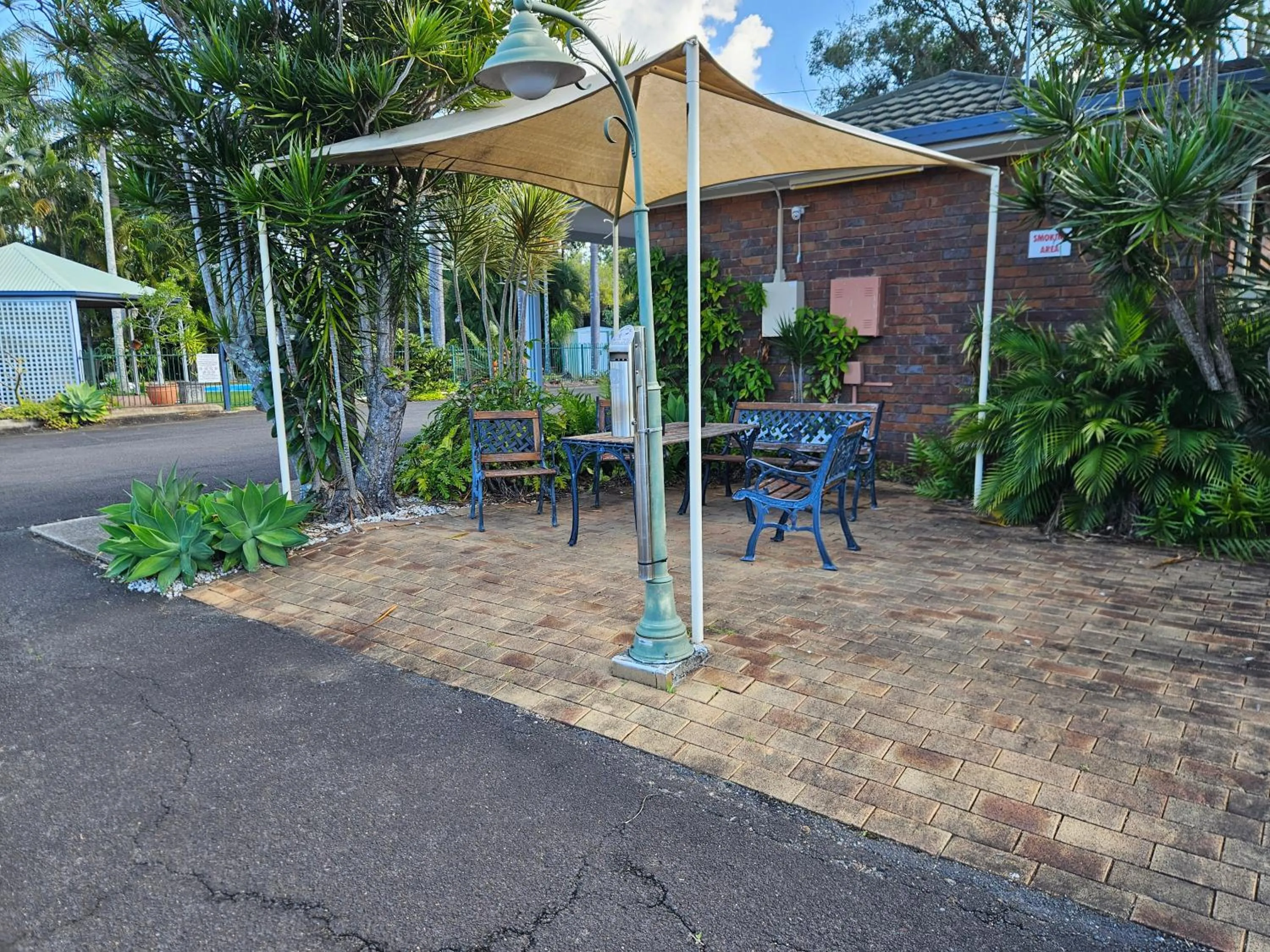 Property building in Cleveland Motor Inn