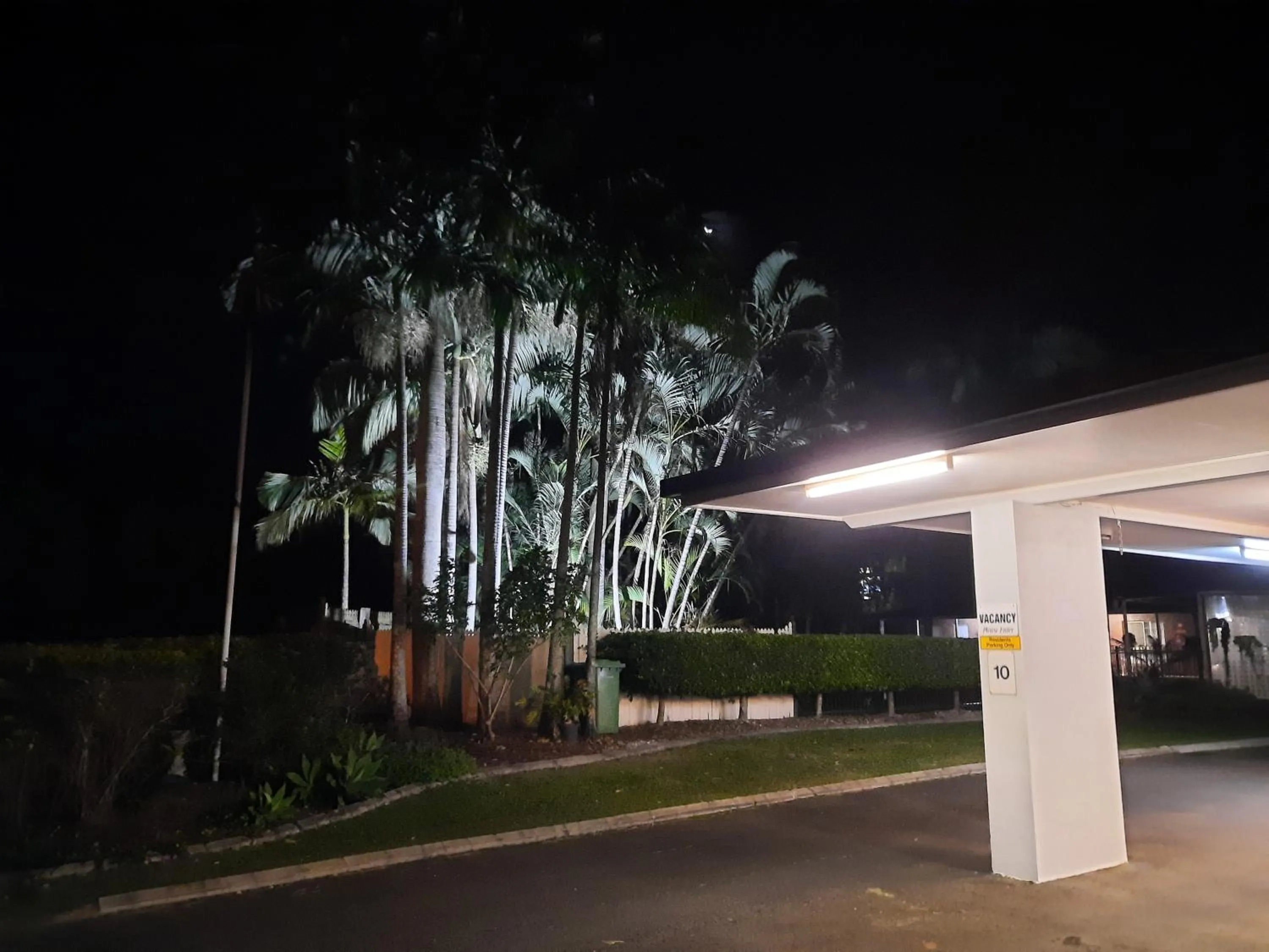 Property building in Cleveland Motor Inn