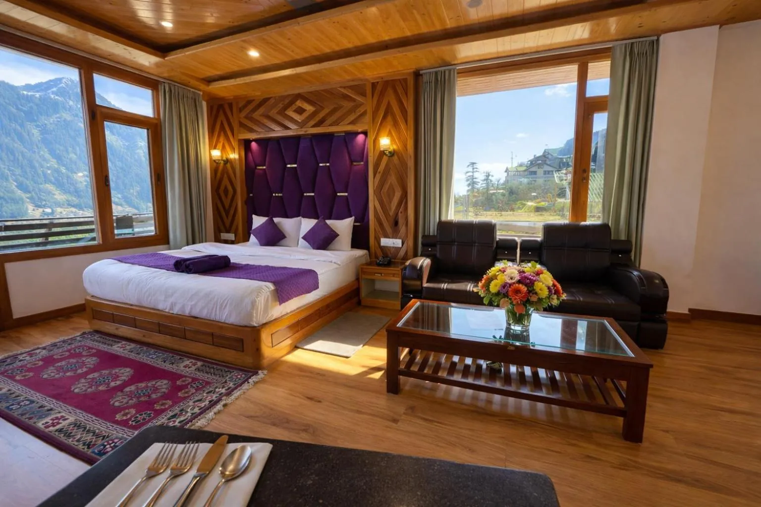 LN Grand Premium & Luxury Suites, Manali