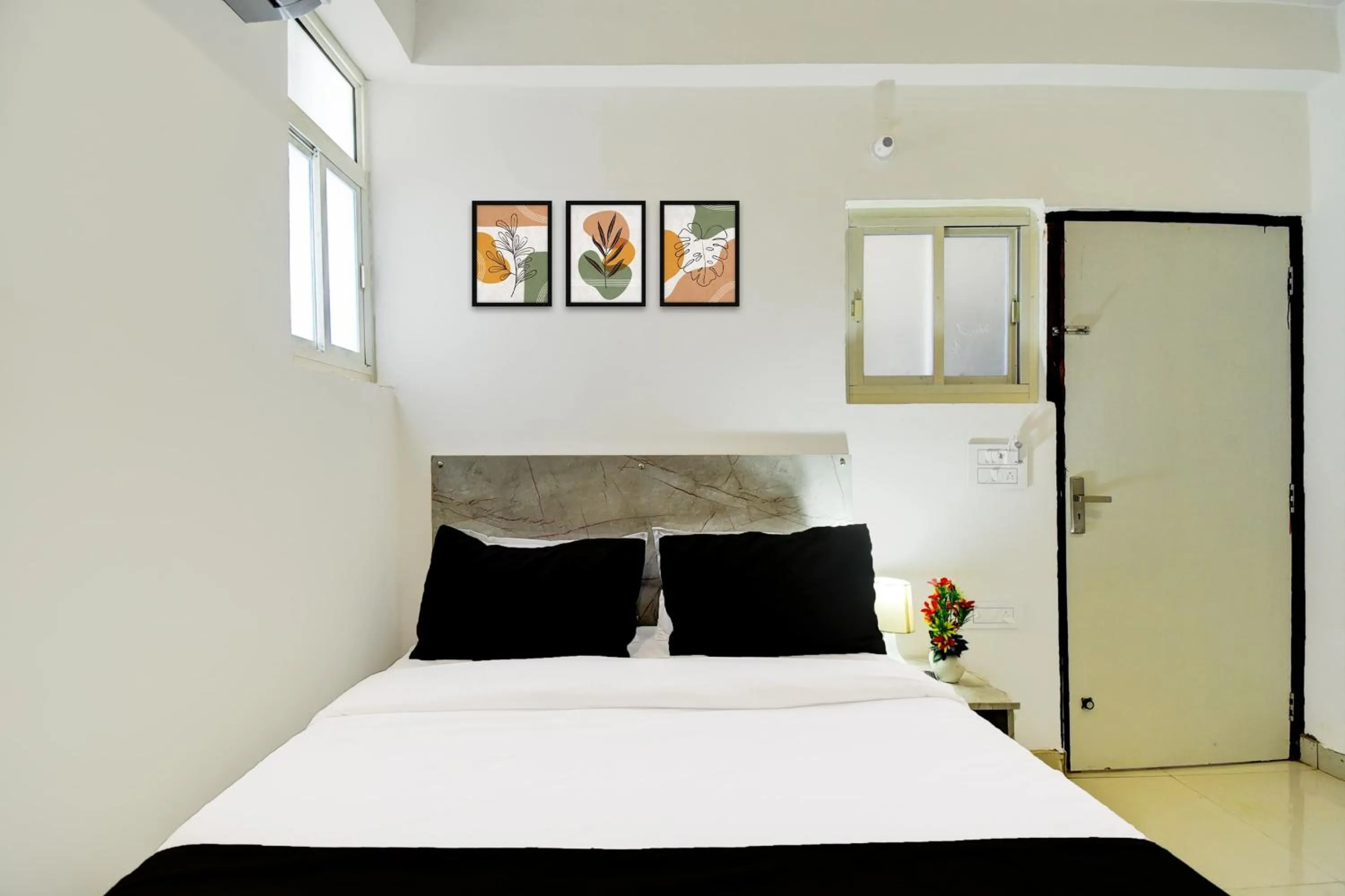Bed in Hotel Aditya inn