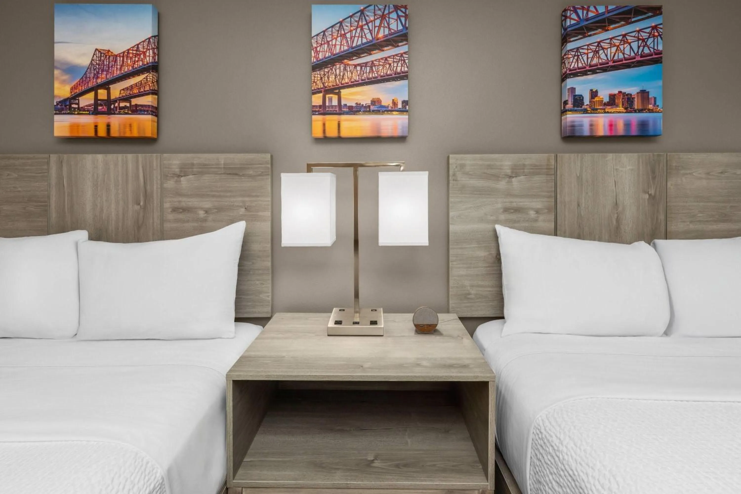 Photo of the whole room, Bed in Days Inn by Wyndham Kenner/New Orleans Airport South