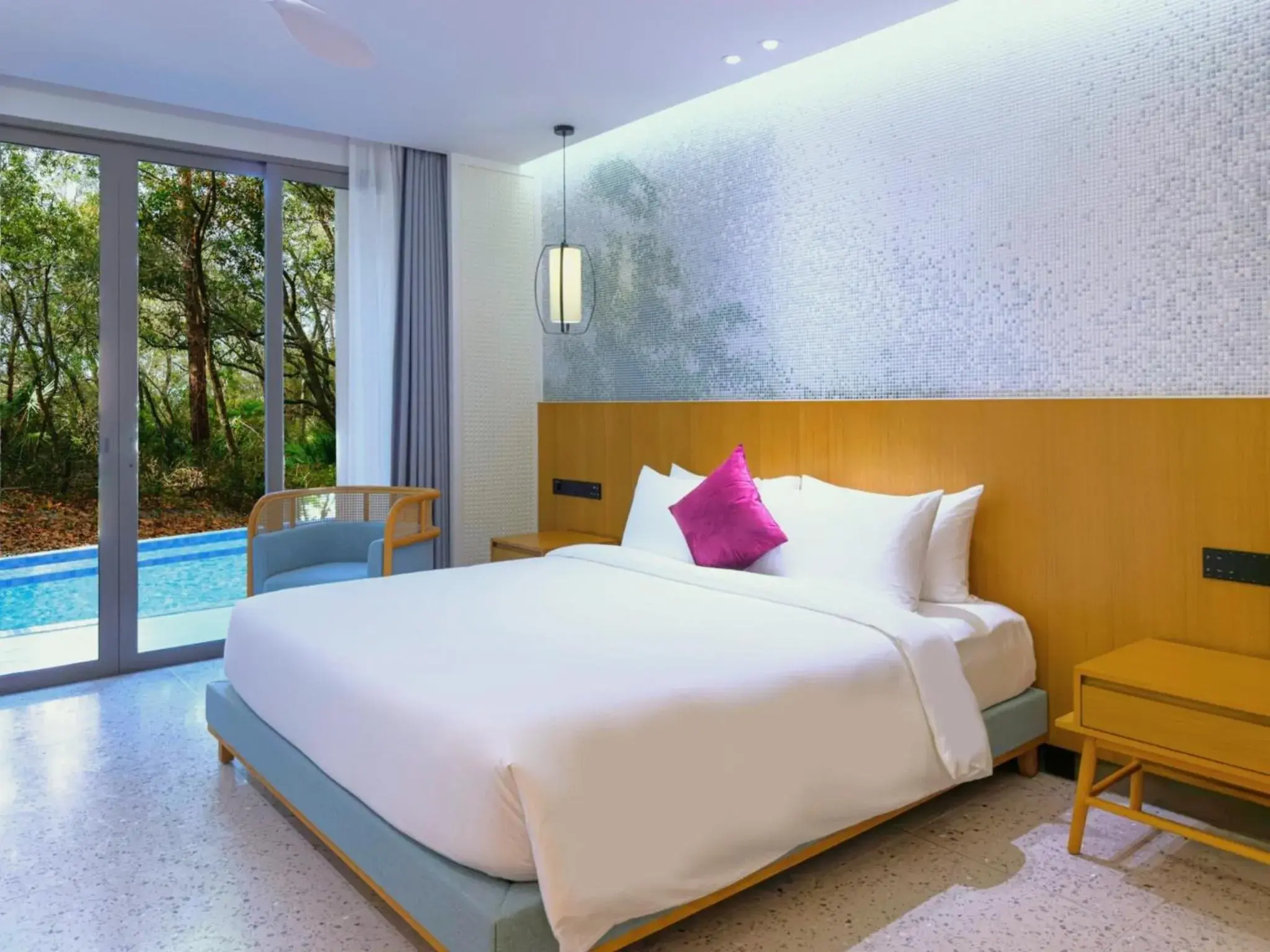 Swimming pool, Bed in Wyndham Garden Phuket Kamala Swimming pool, Bed in Wyndham Garden Phuket Kamala