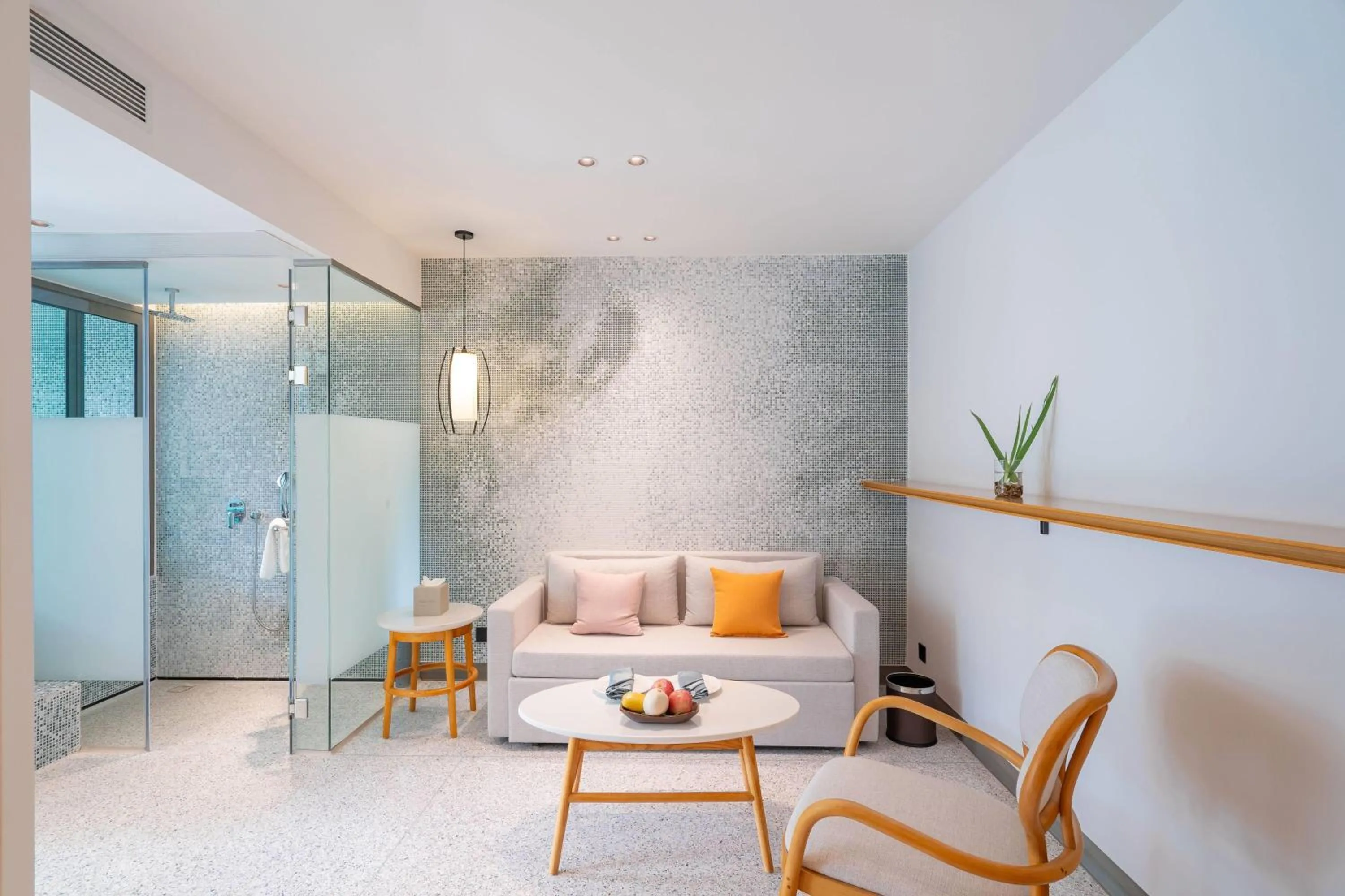 Photo of the whole room in Wyndham Garden Phuket Kamala