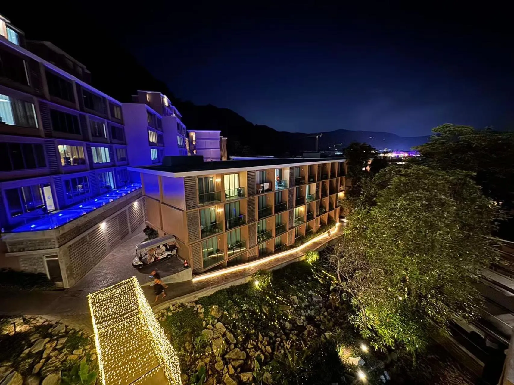 Night in Wyndham Garden Phuket Kamala