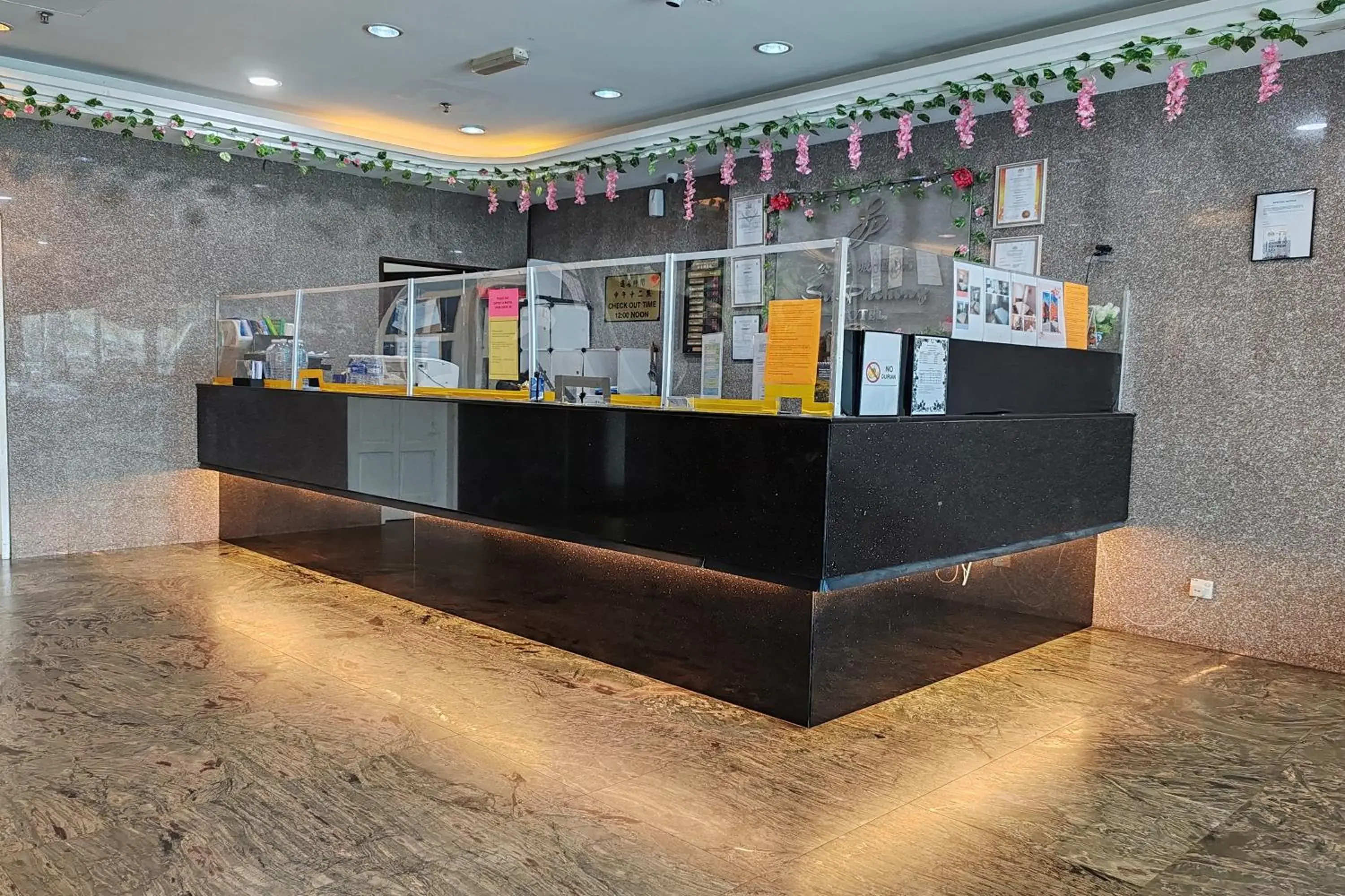 Lobby or reception in Hotel Sri Puchong Lobby or reception in Hotel Sri Puchong
