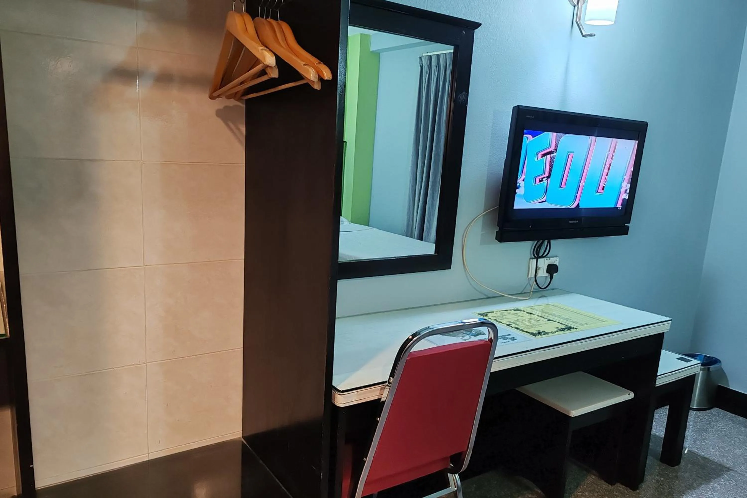 TV and multimedia in Hotel Sri Puchong