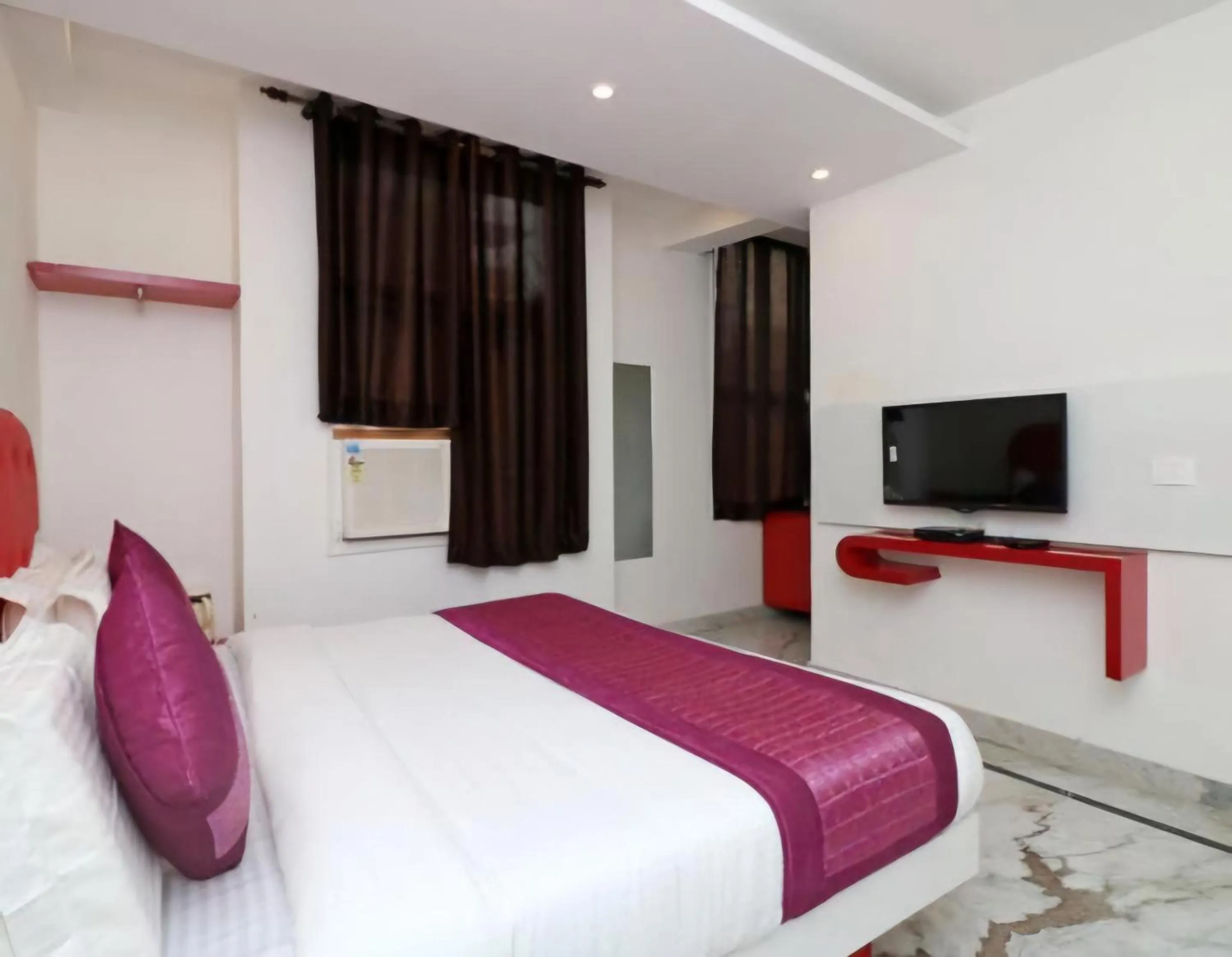 Hotel Leo Continental