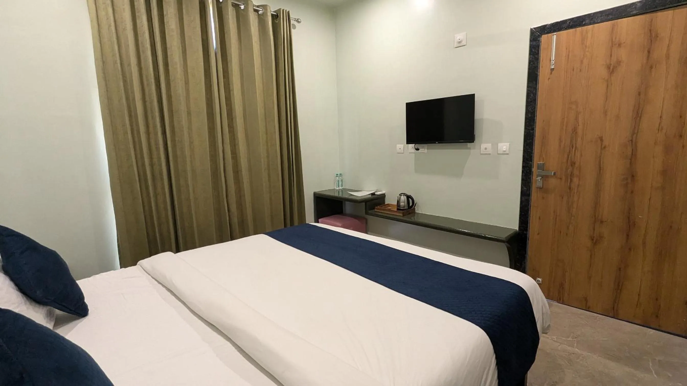 Photo of the whole room in MAHA RAAS A unit of RAAS LEELA Hotels and Resort