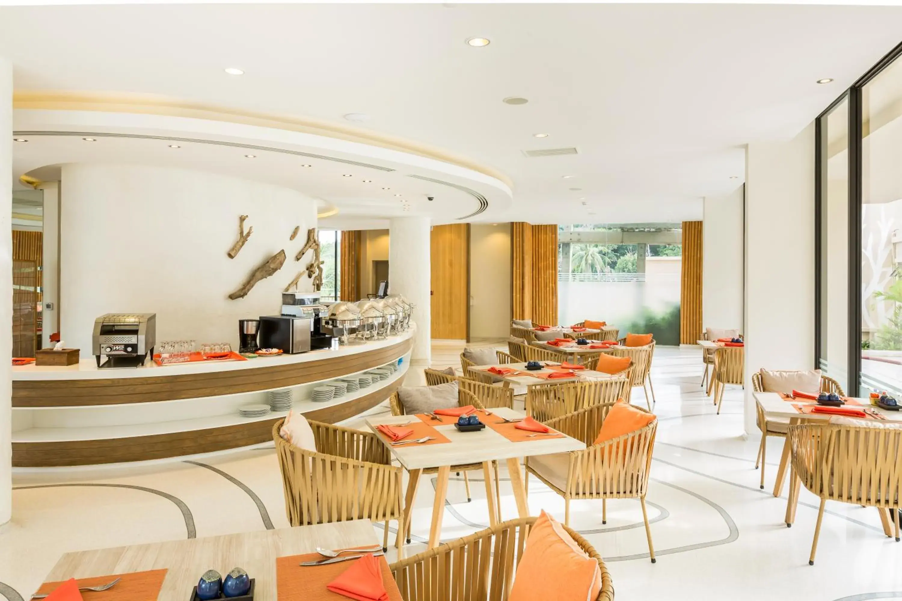 Restaurant/places to eat in Bandara Beach Resort, Phuket Restaurant/places to eat in Bandara Beach Resort, Phuket