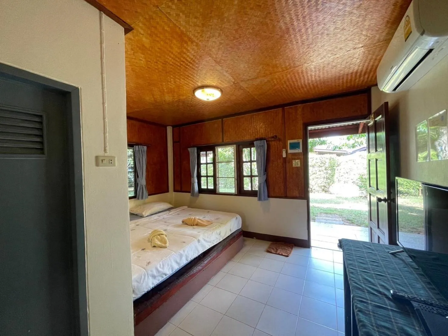 Yataa Spa and Resort