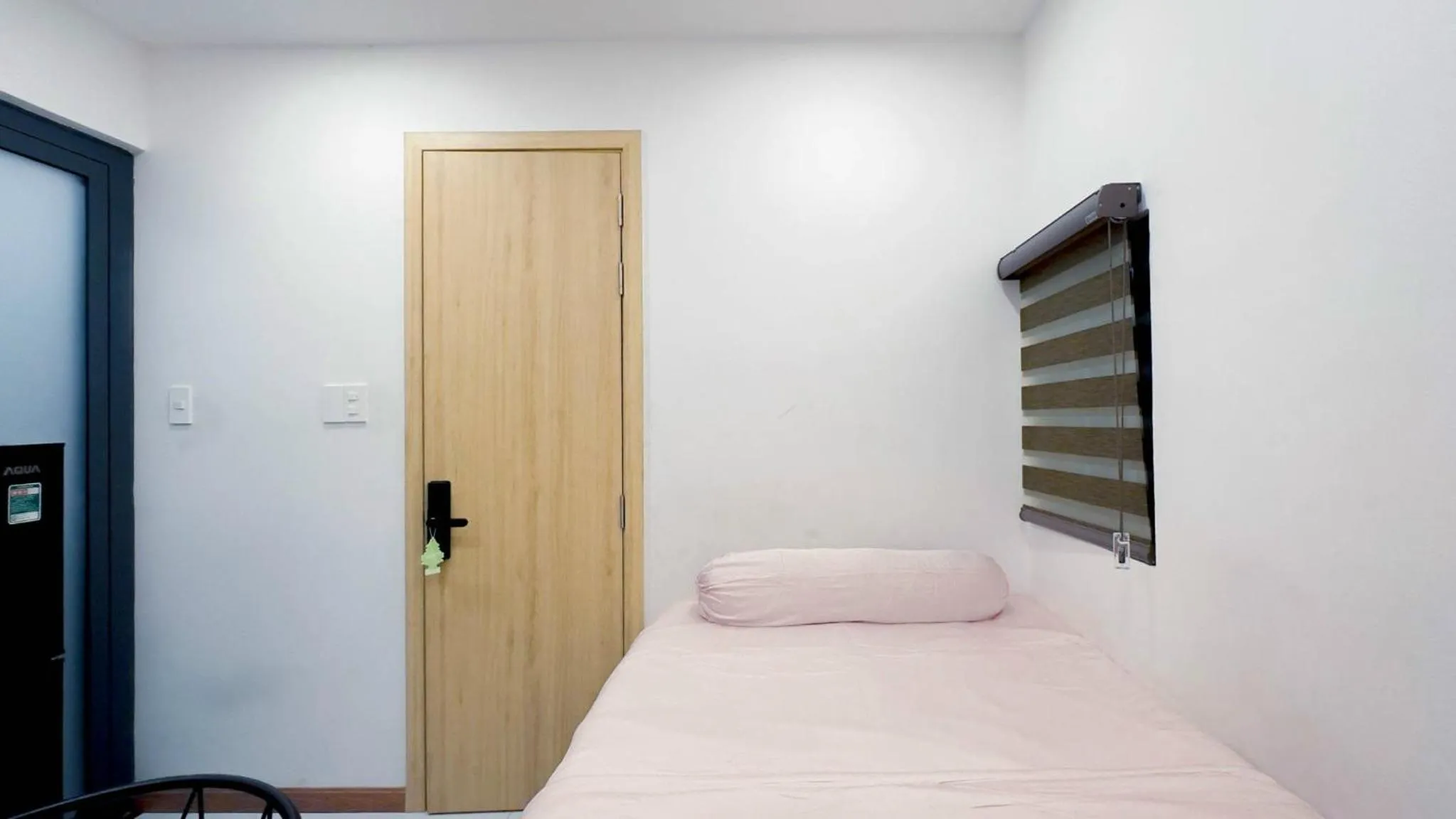 Photo of the whole room, Bed in Lunaria Maison - Local Side