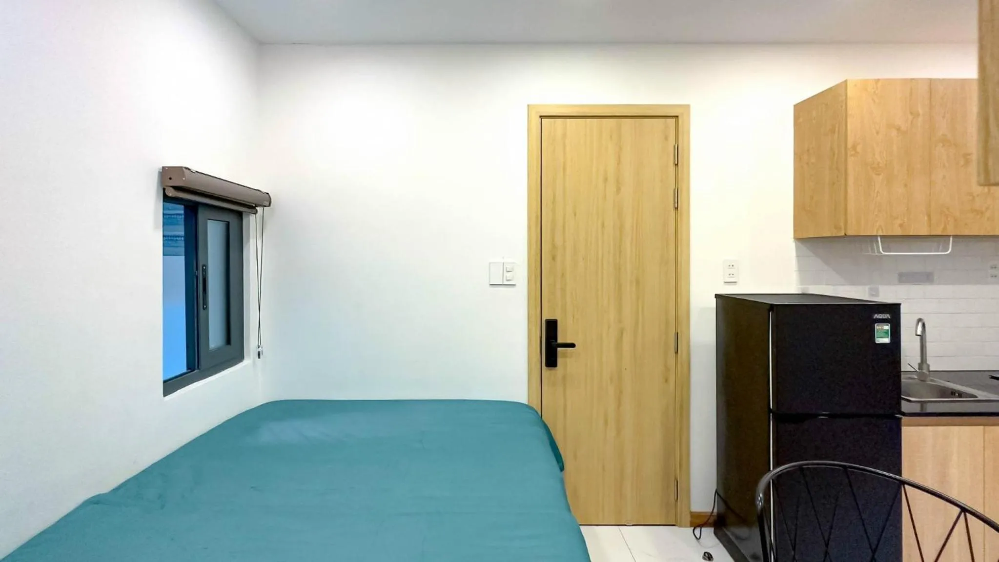 Photo of the whole room, Bed in Lunaria Maison - Local Side