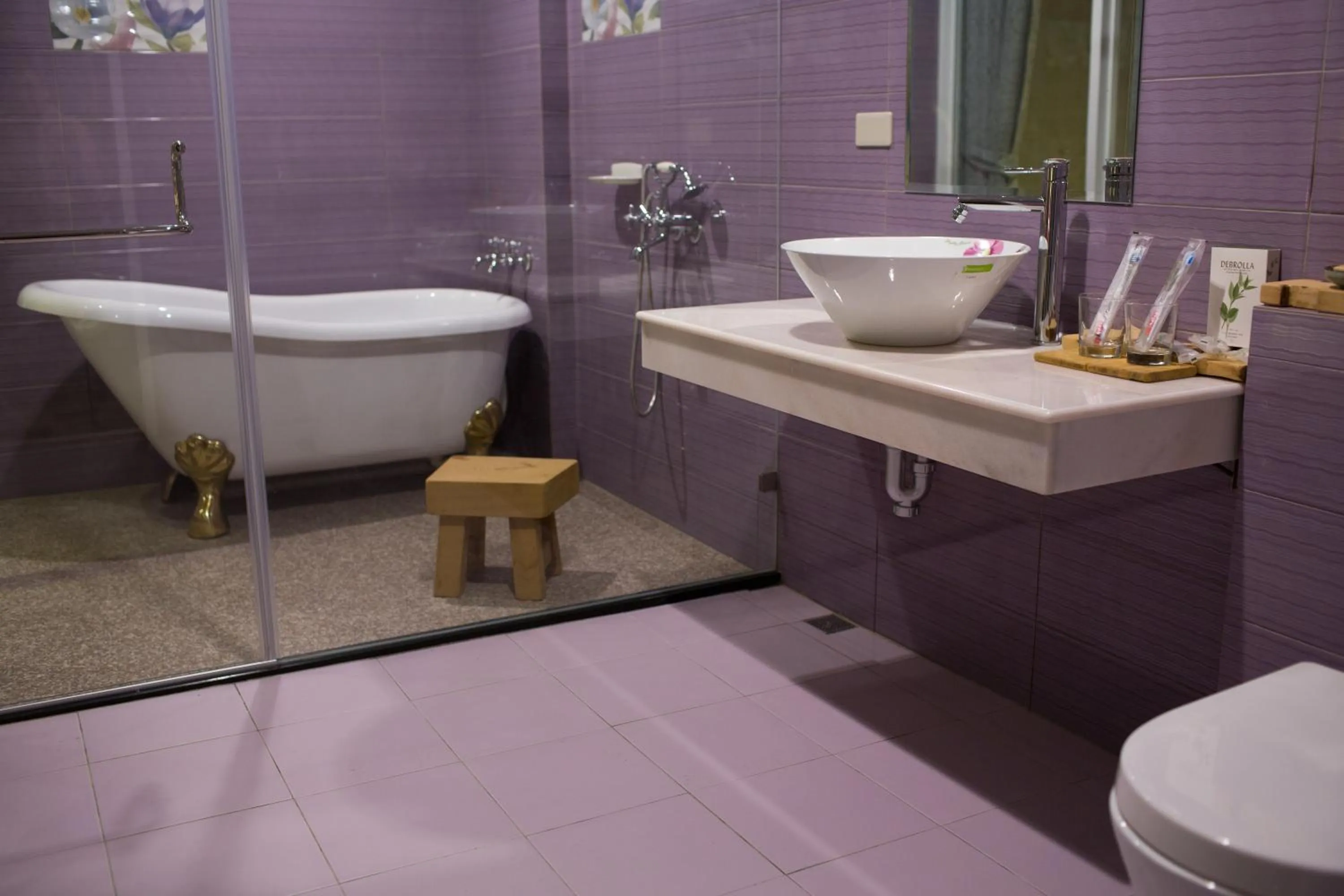 Water Reflections at Ease