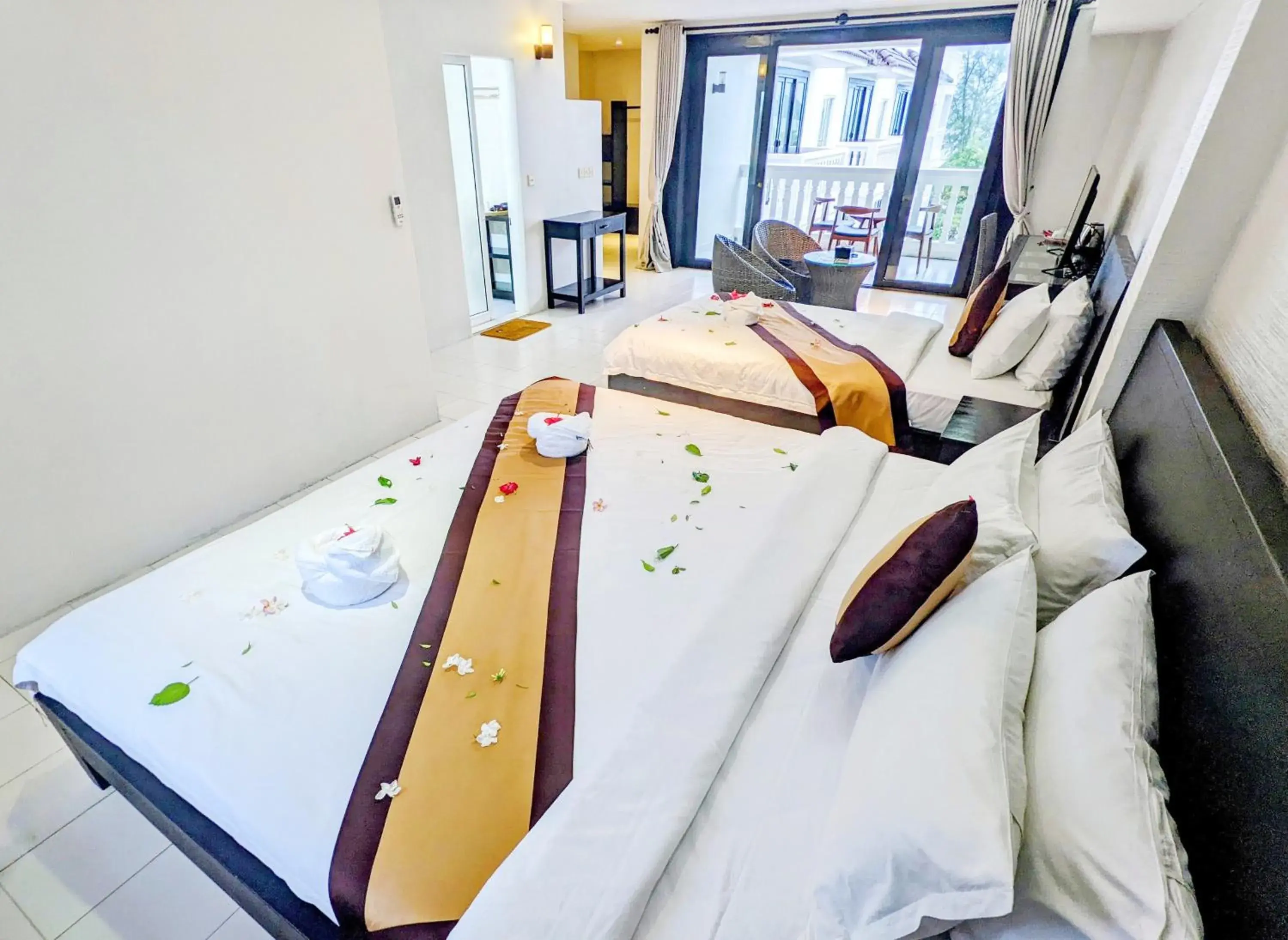 Bedroom, Bed in Mary Beach Hotel & Resort Bedroom, Bed in Mary Beach Hotel & Resort