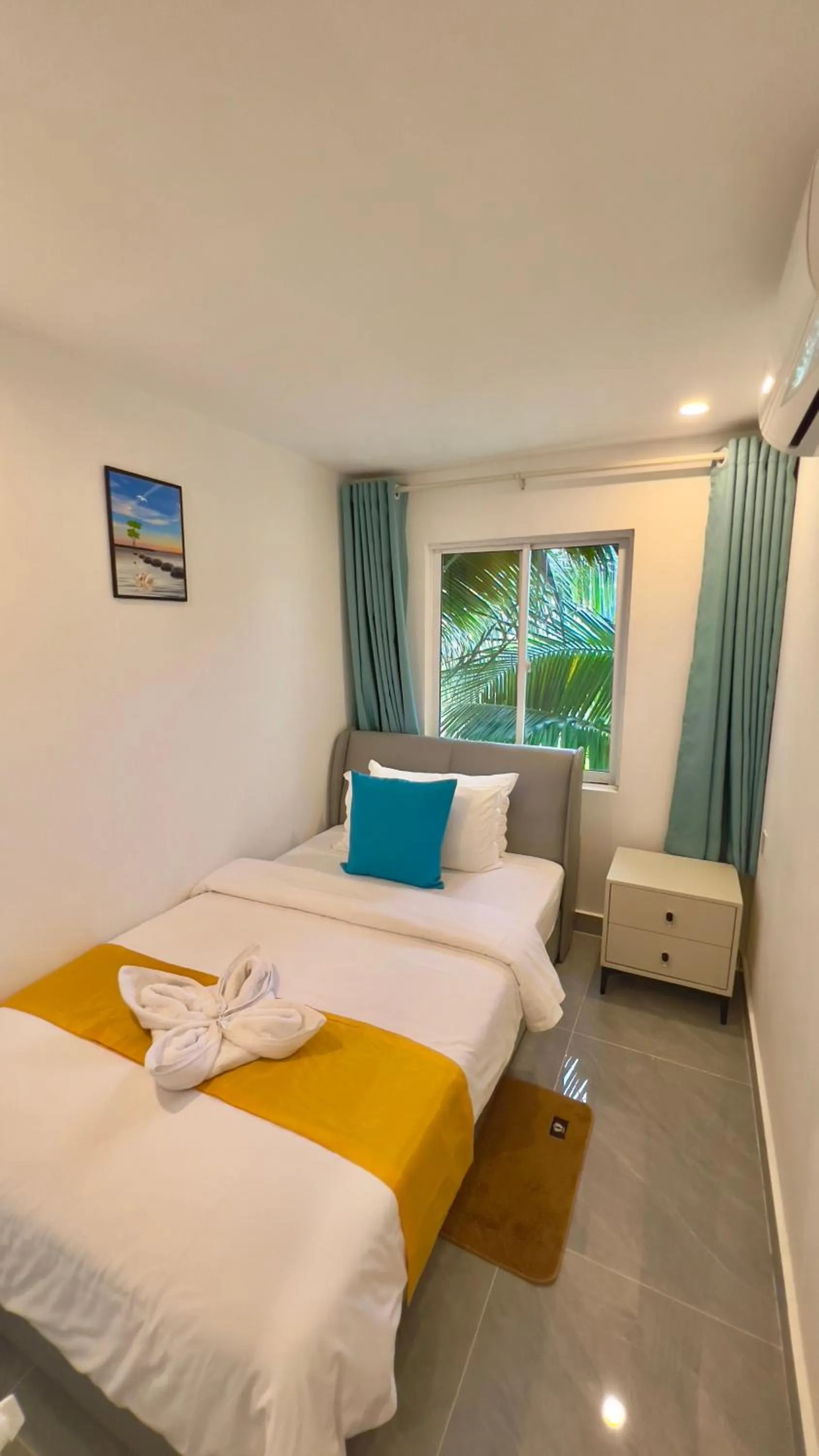 Bed in Mary Beach Hotel & Resort