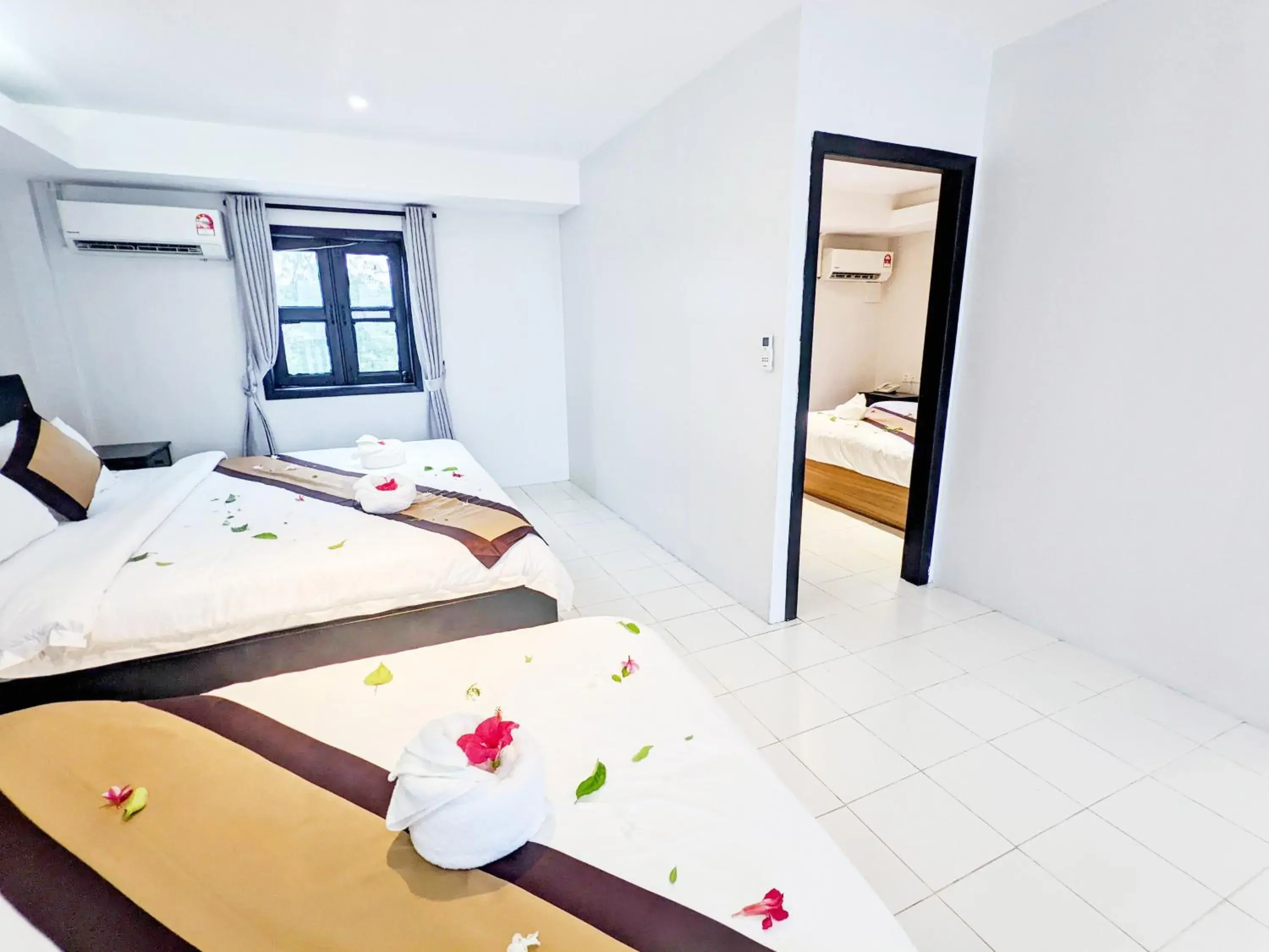 Mary Family Ocean Suite with Private Balcony in Mary Beach Hotel & Resort Mary Family Ocean Suite with Private Balcony in Mary Beach Hotel & Resort