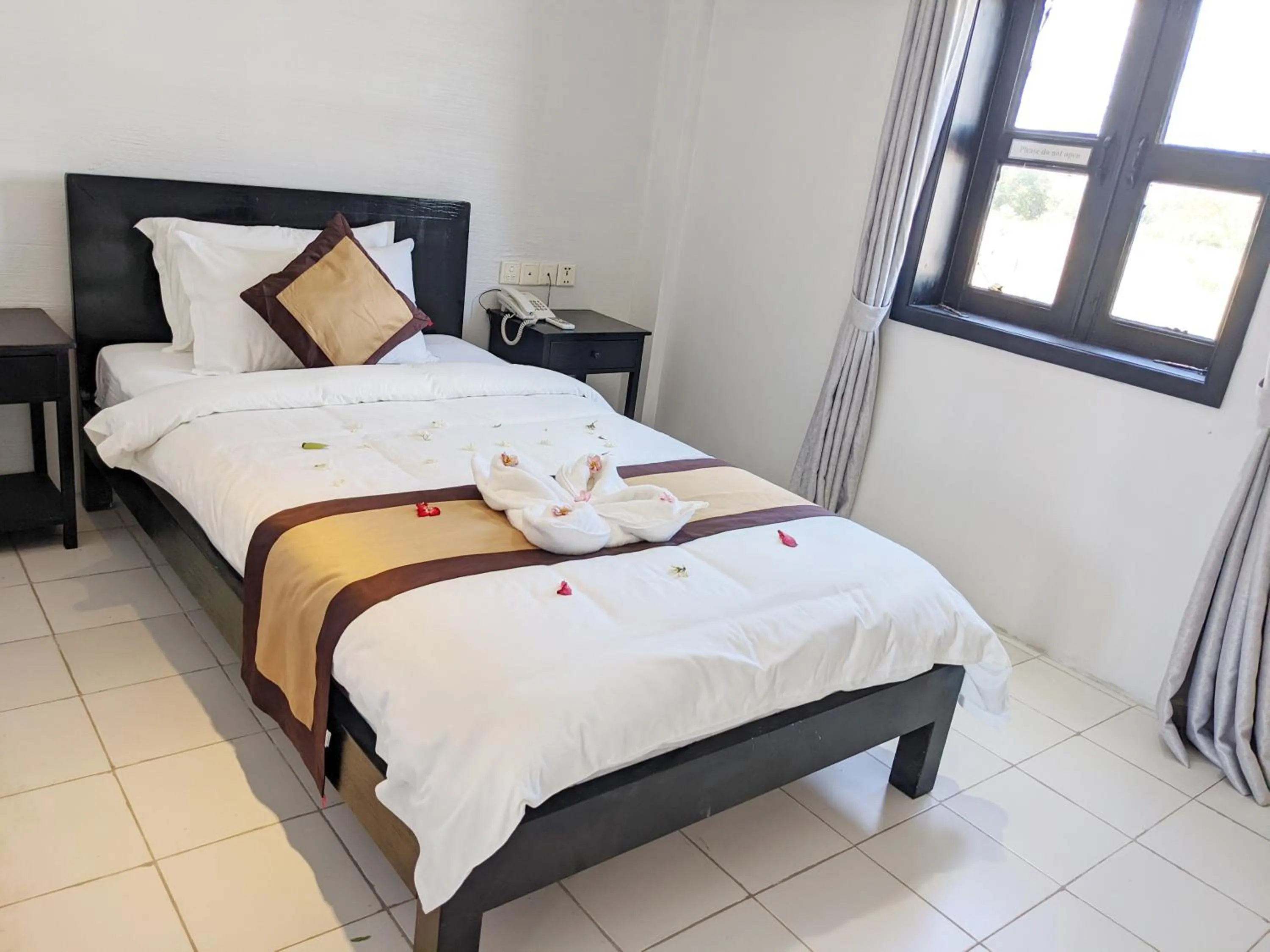 Bedroom, Bed in Mary Beach Hotel & Resort