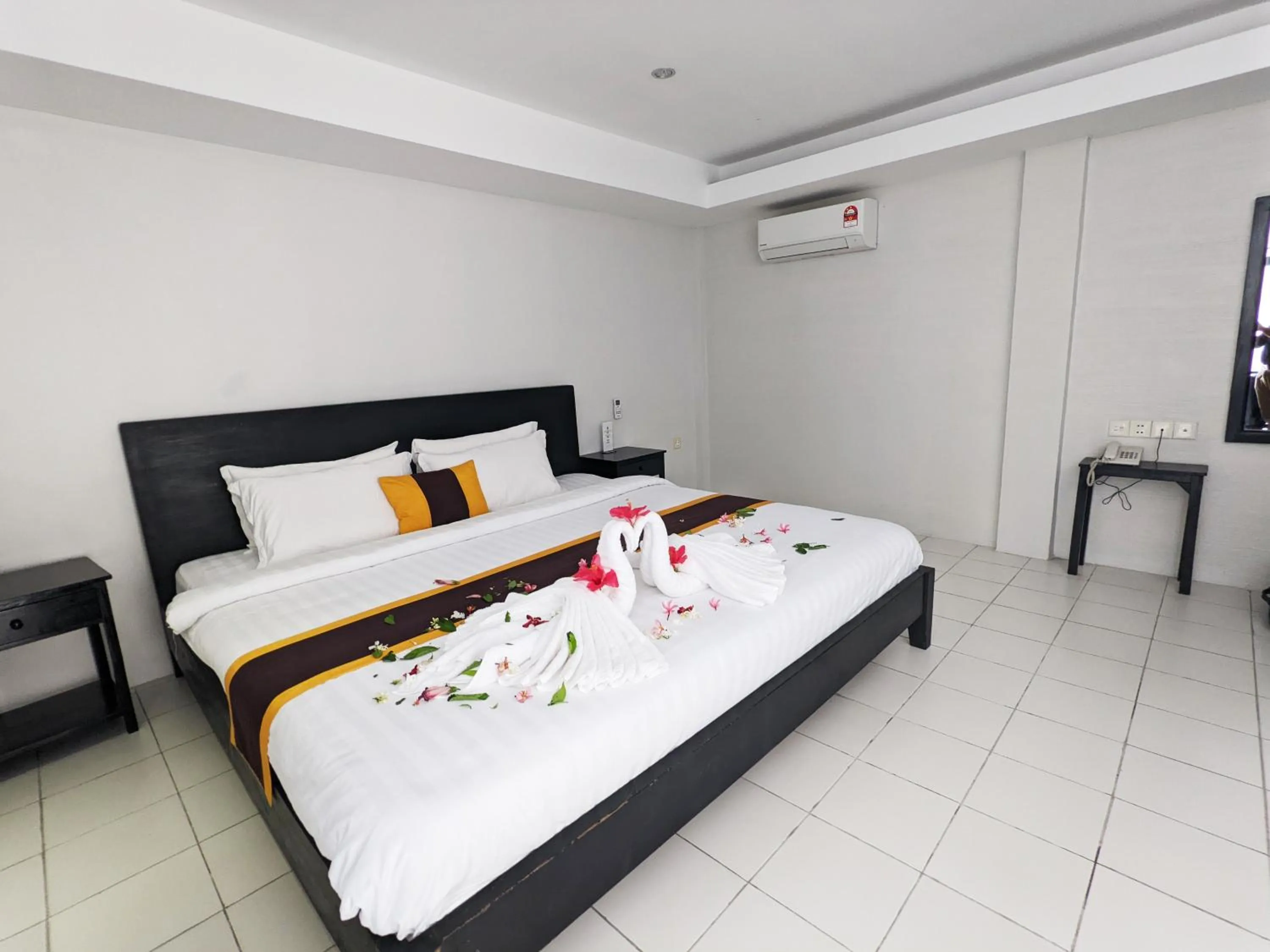 Bedroom, Bed in Mary Beach Hotel & Resort