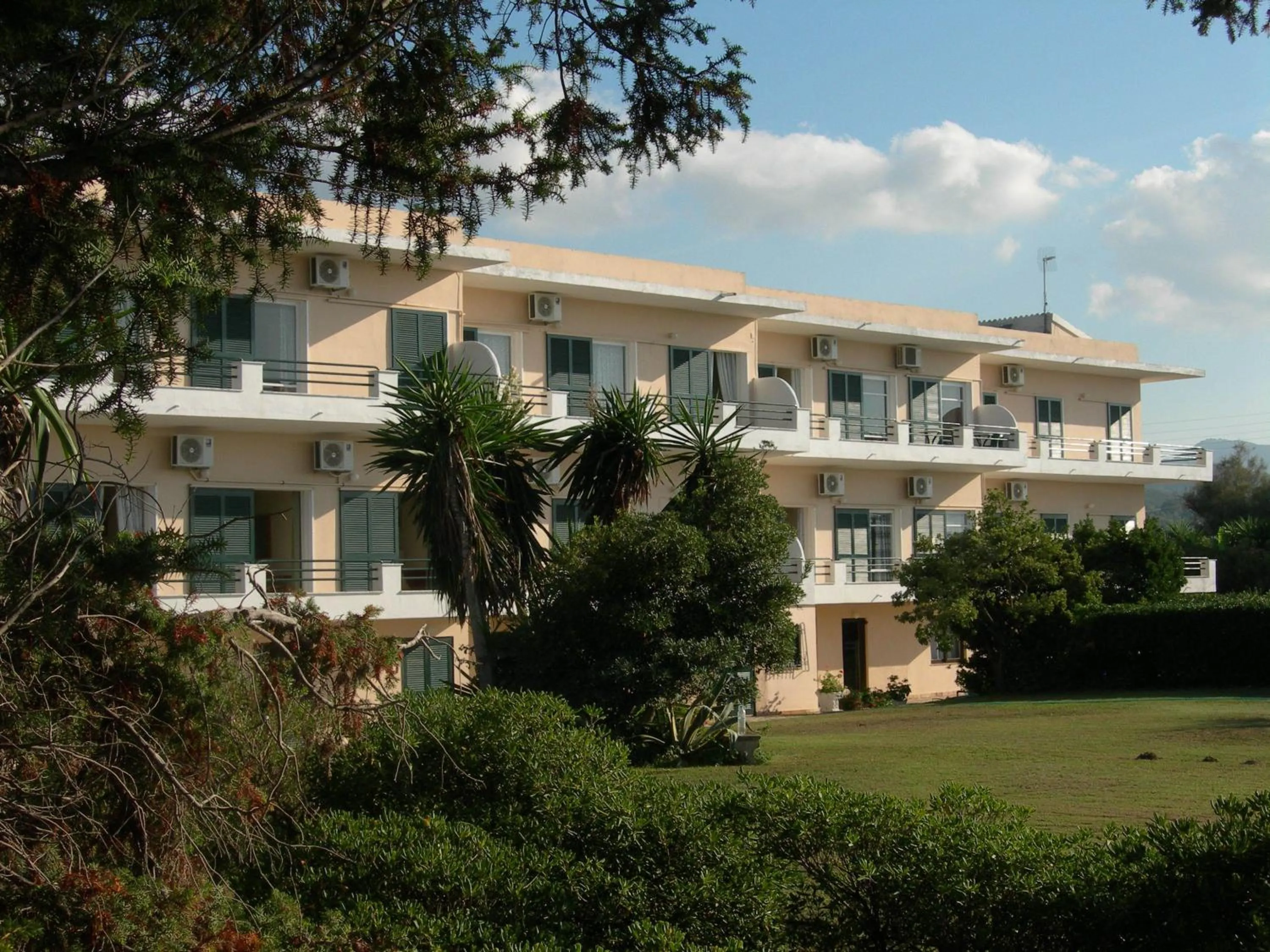 Facade/entrance in Akti Anastasia