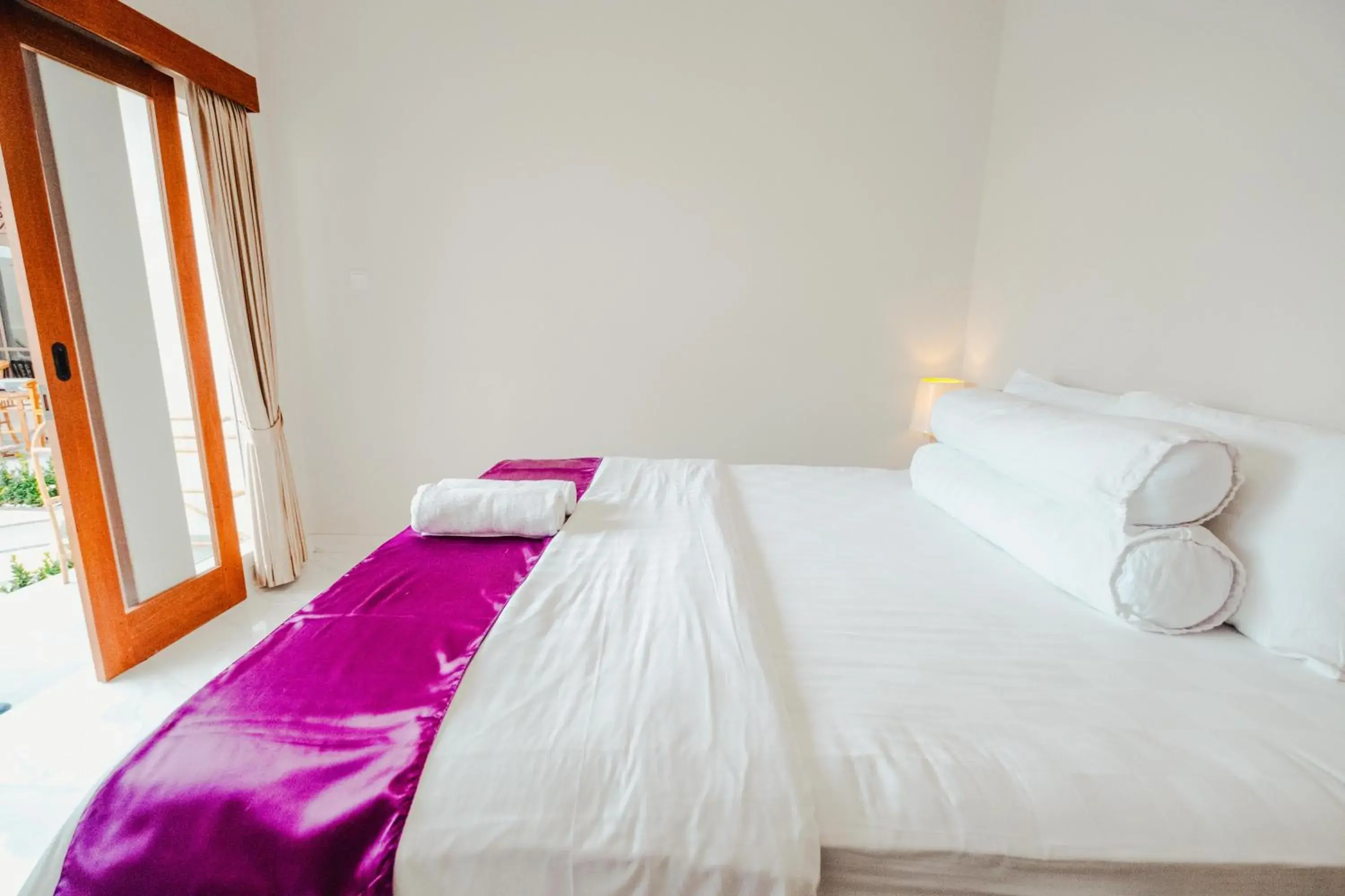 Bed in Turtle Shelter Guest House Bed in Turtle Shelter Guest House