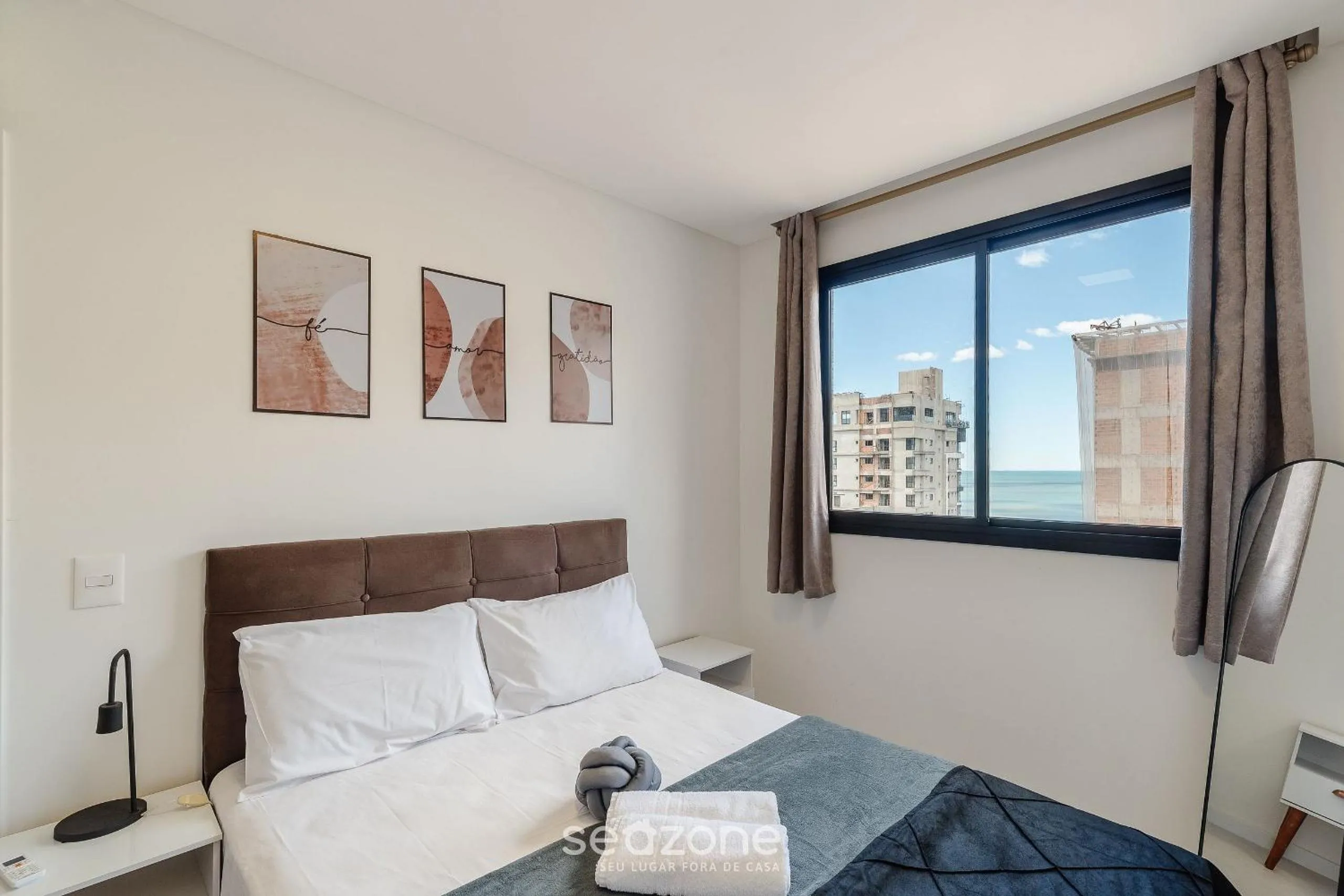 Apt Sea View 500m Beach Itapema DSH1702