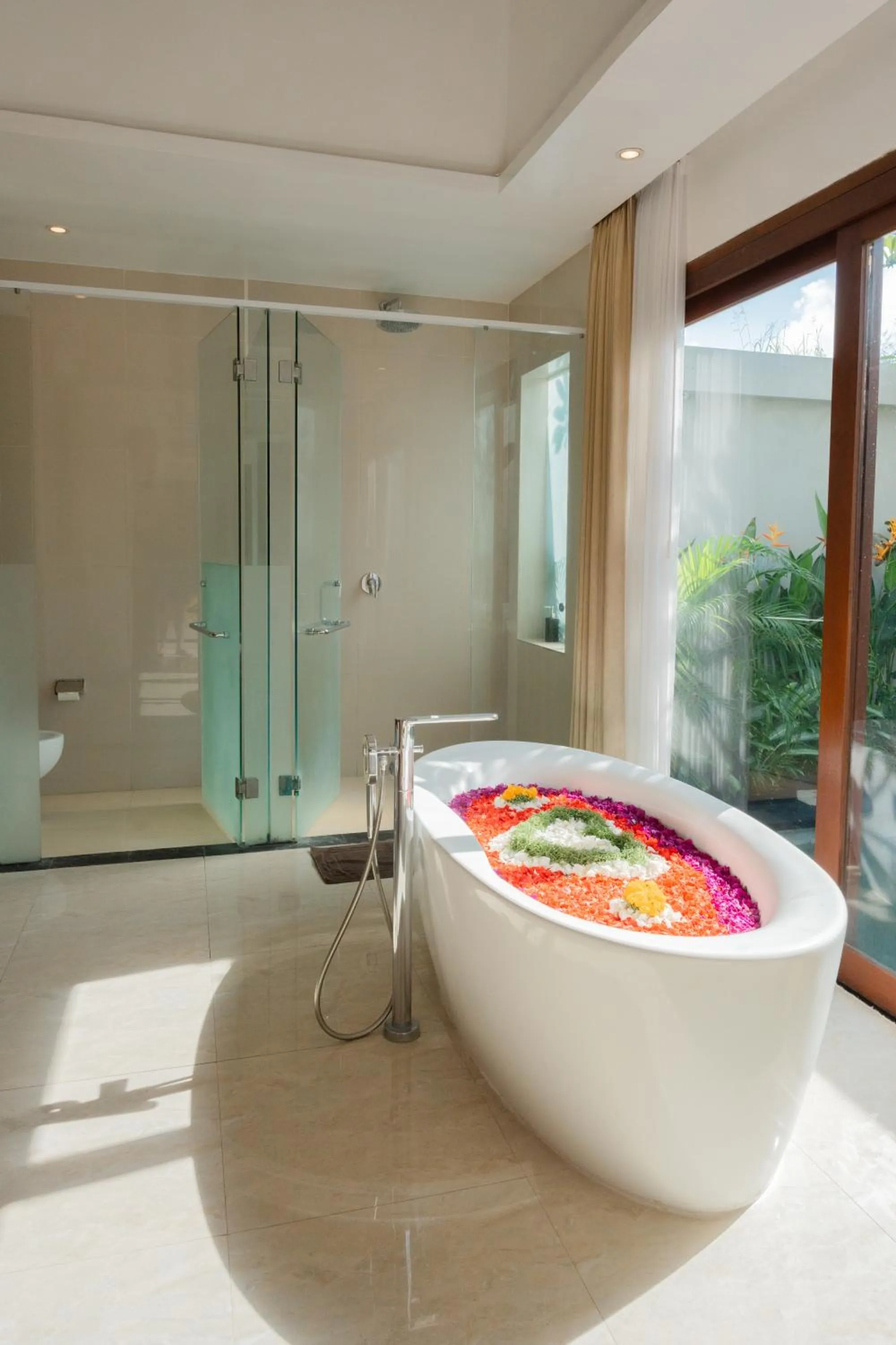Bathroom in Anari Villas Kuta by The Wina Resorts