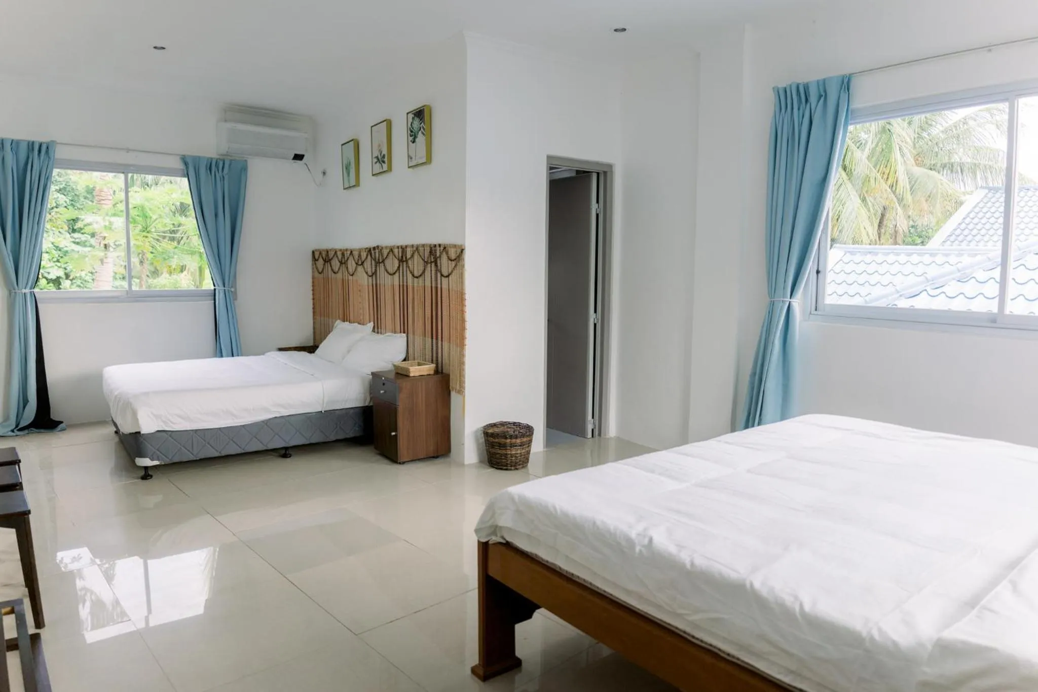 Bed in 8 Plus Beach Resort