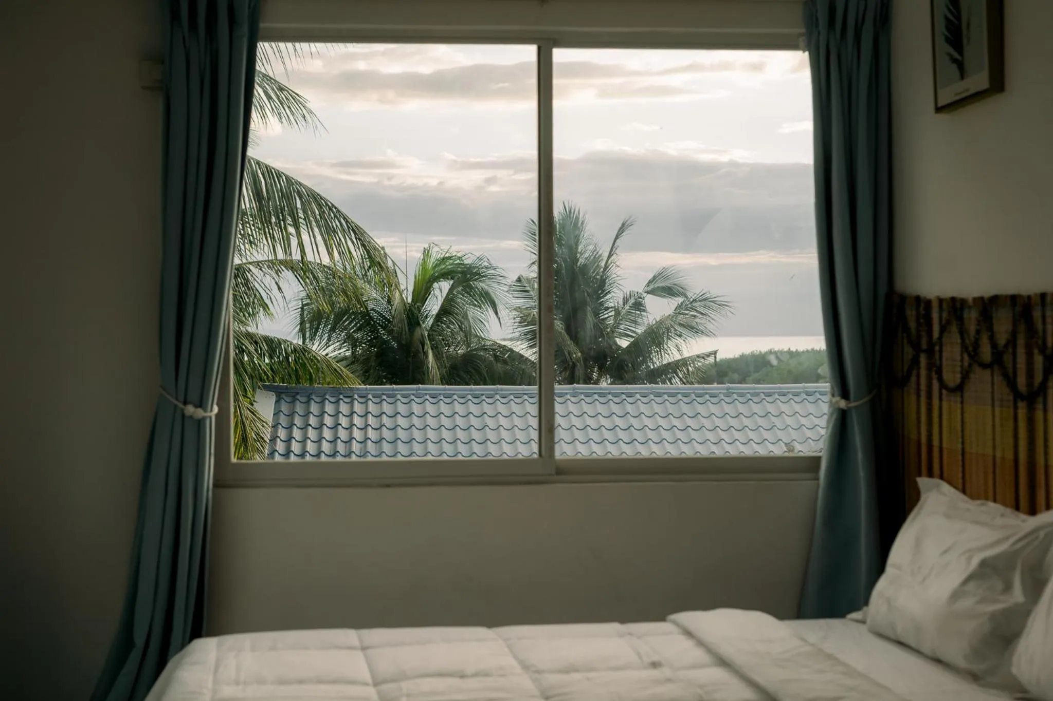 Bed in 8 Plus Beach Resort