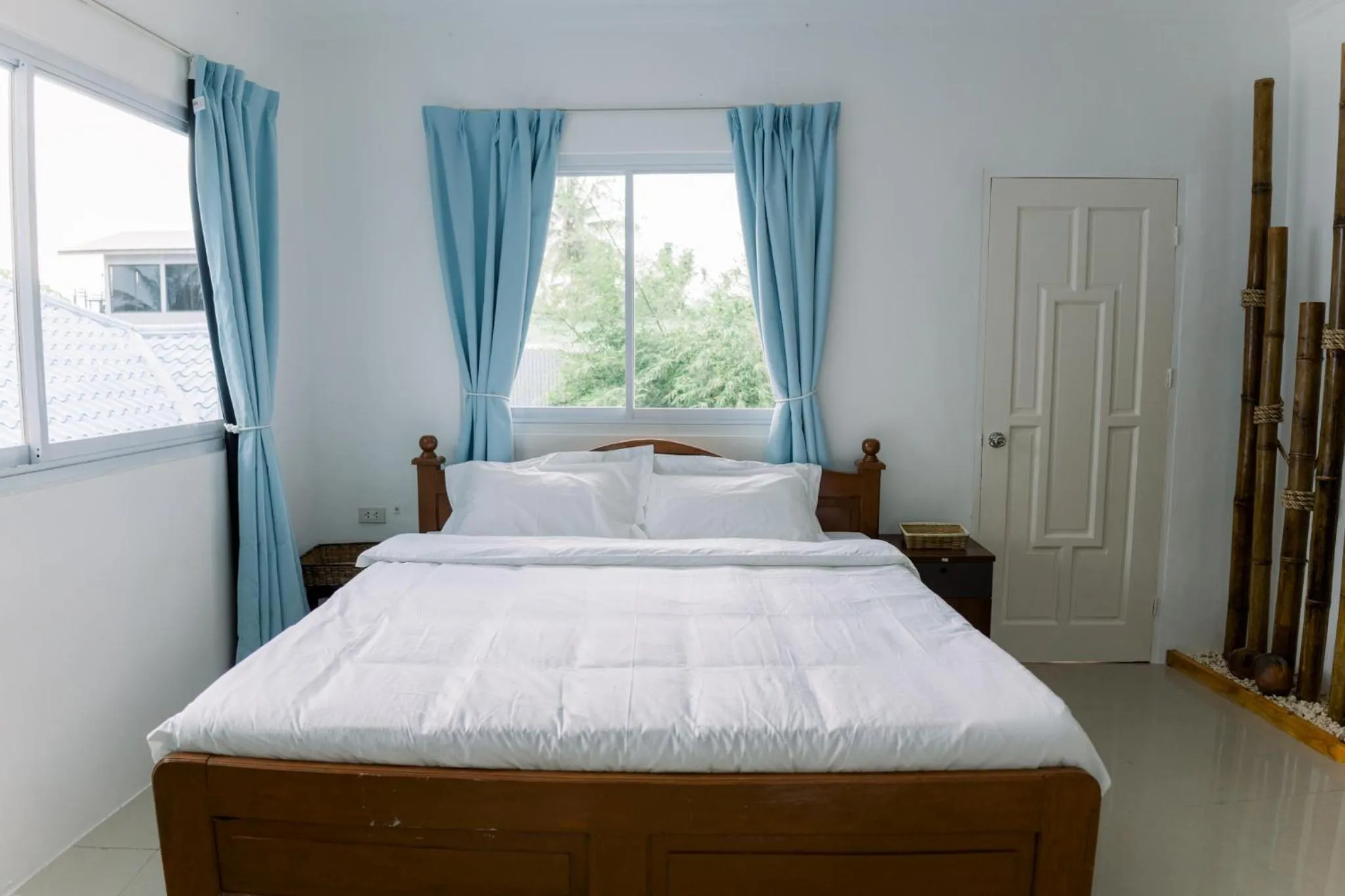 Bed in 8 Plus Beach Resort