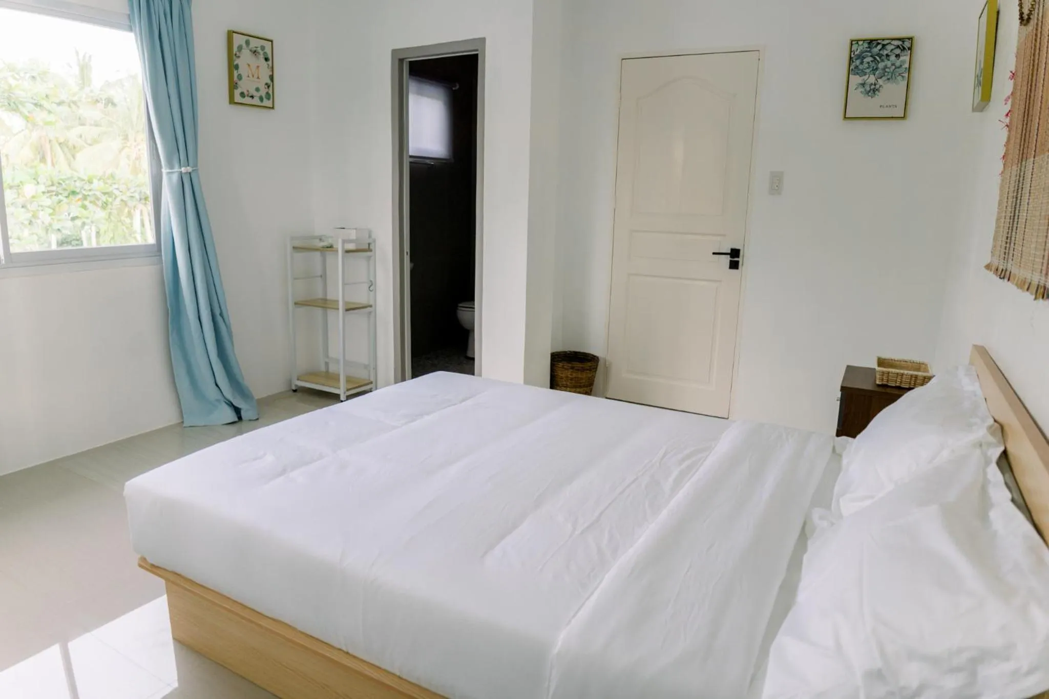 Bed in 8 Plus Beach Resort