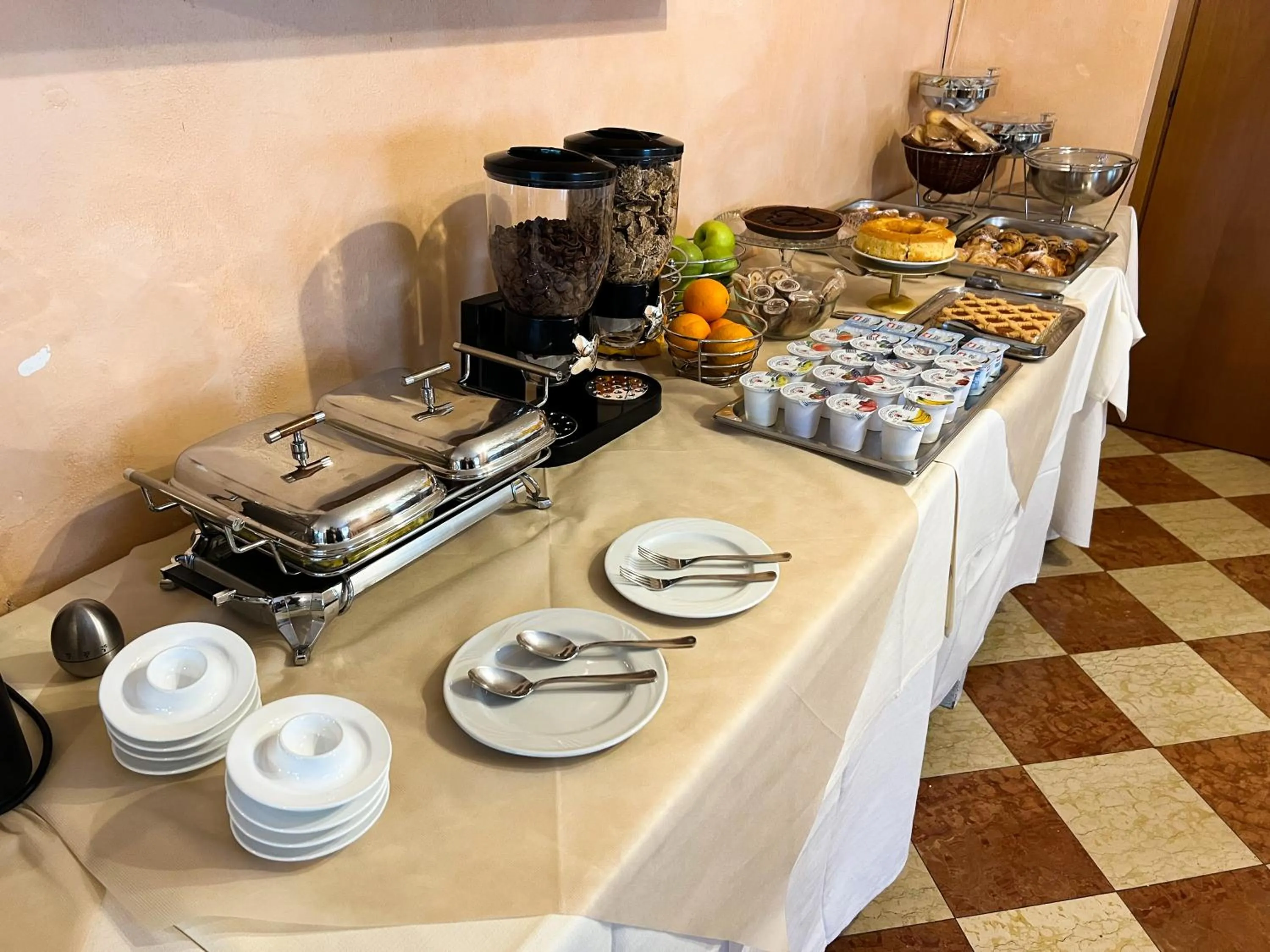 Food in Hotel Marina