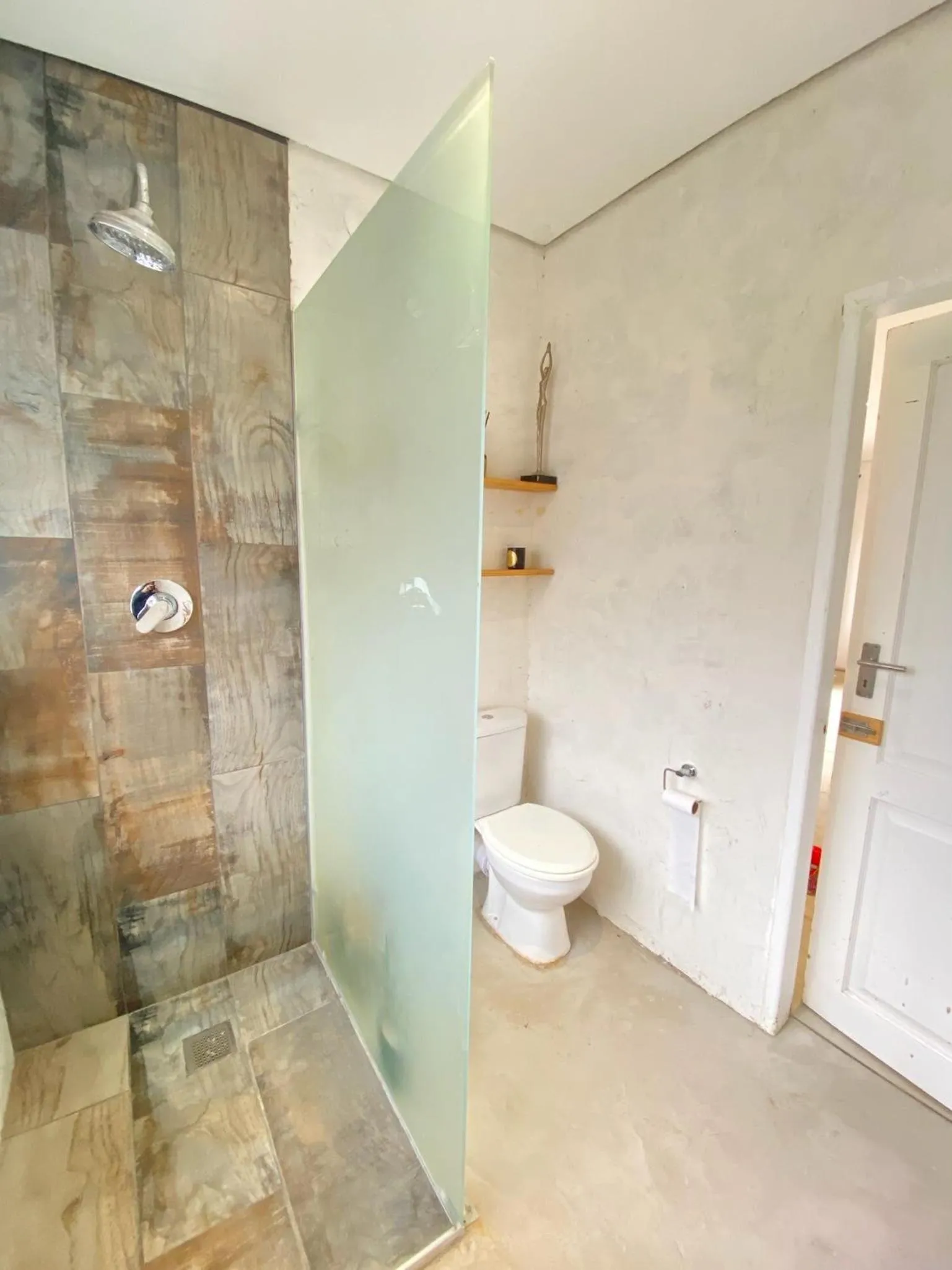 Toilet in The Urban Sanctuary Boutique Hotel & Retreat