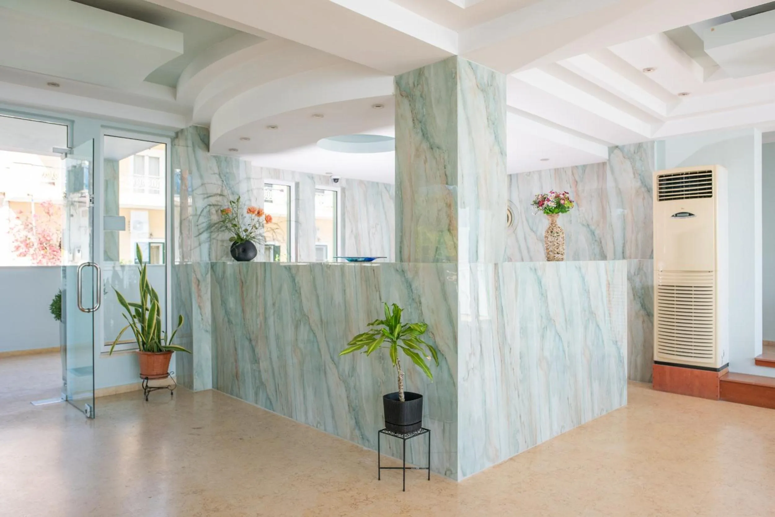 Lobby or reception in Corfu Maris