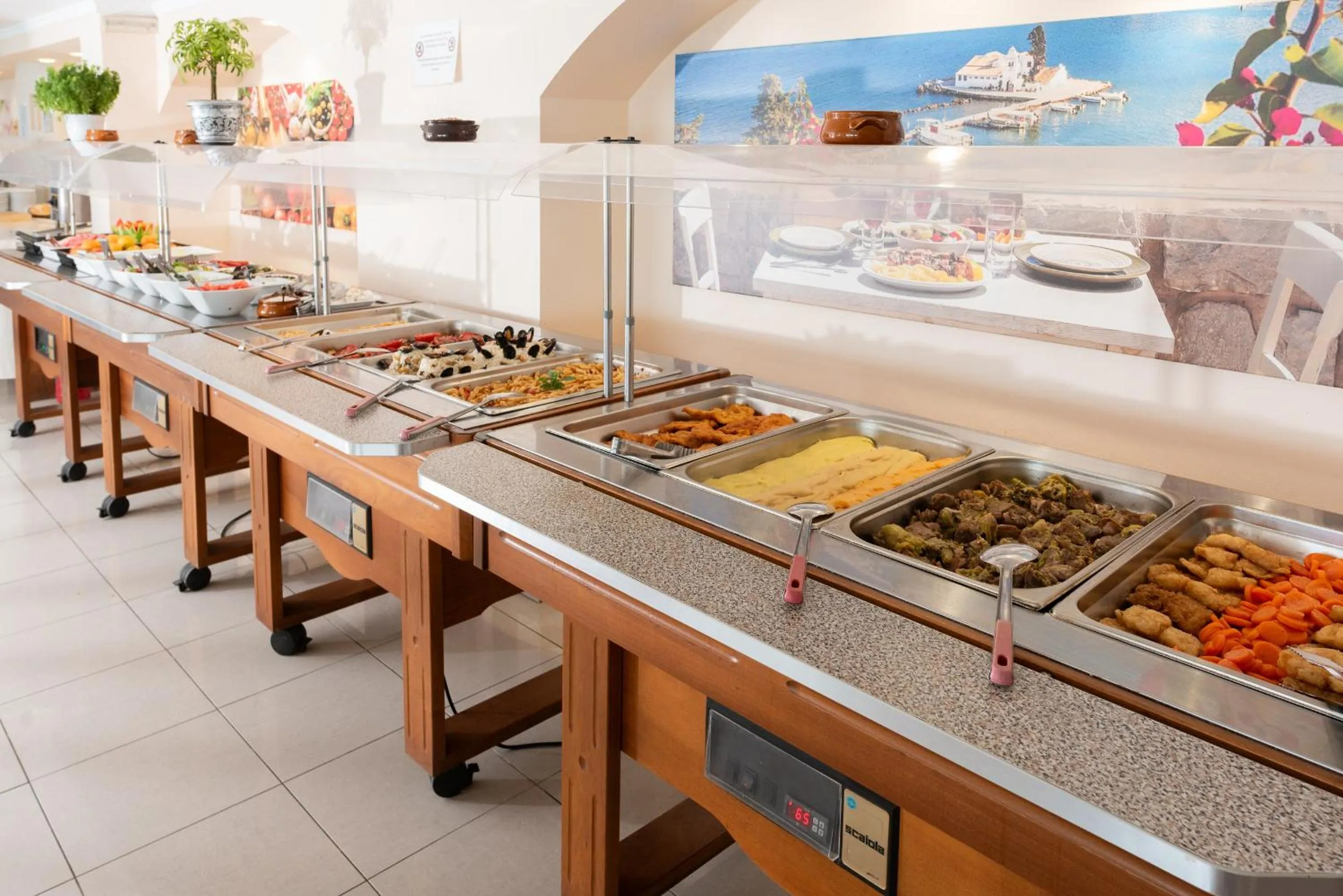 Restaurant/places to eat in Corfu Maris