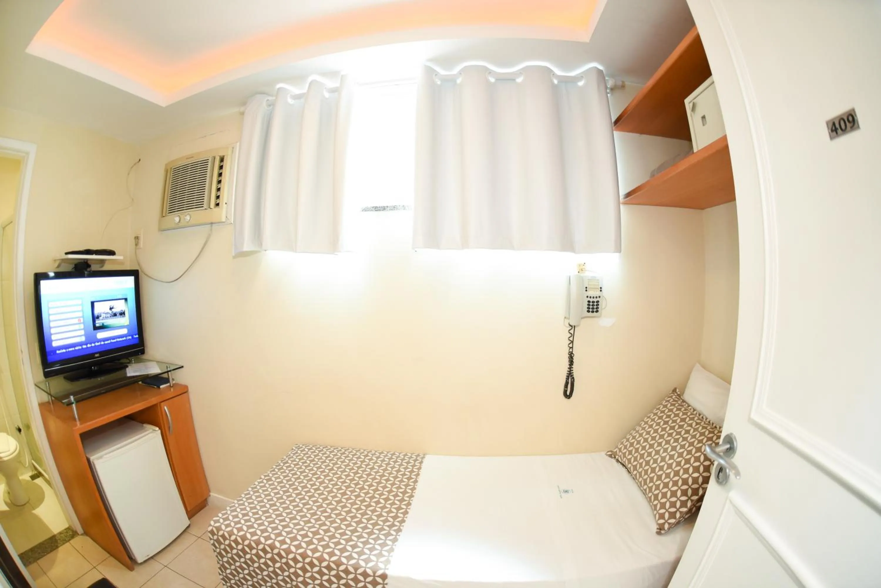 Photo of the whole room, Bed in Hotel Village Icaraí